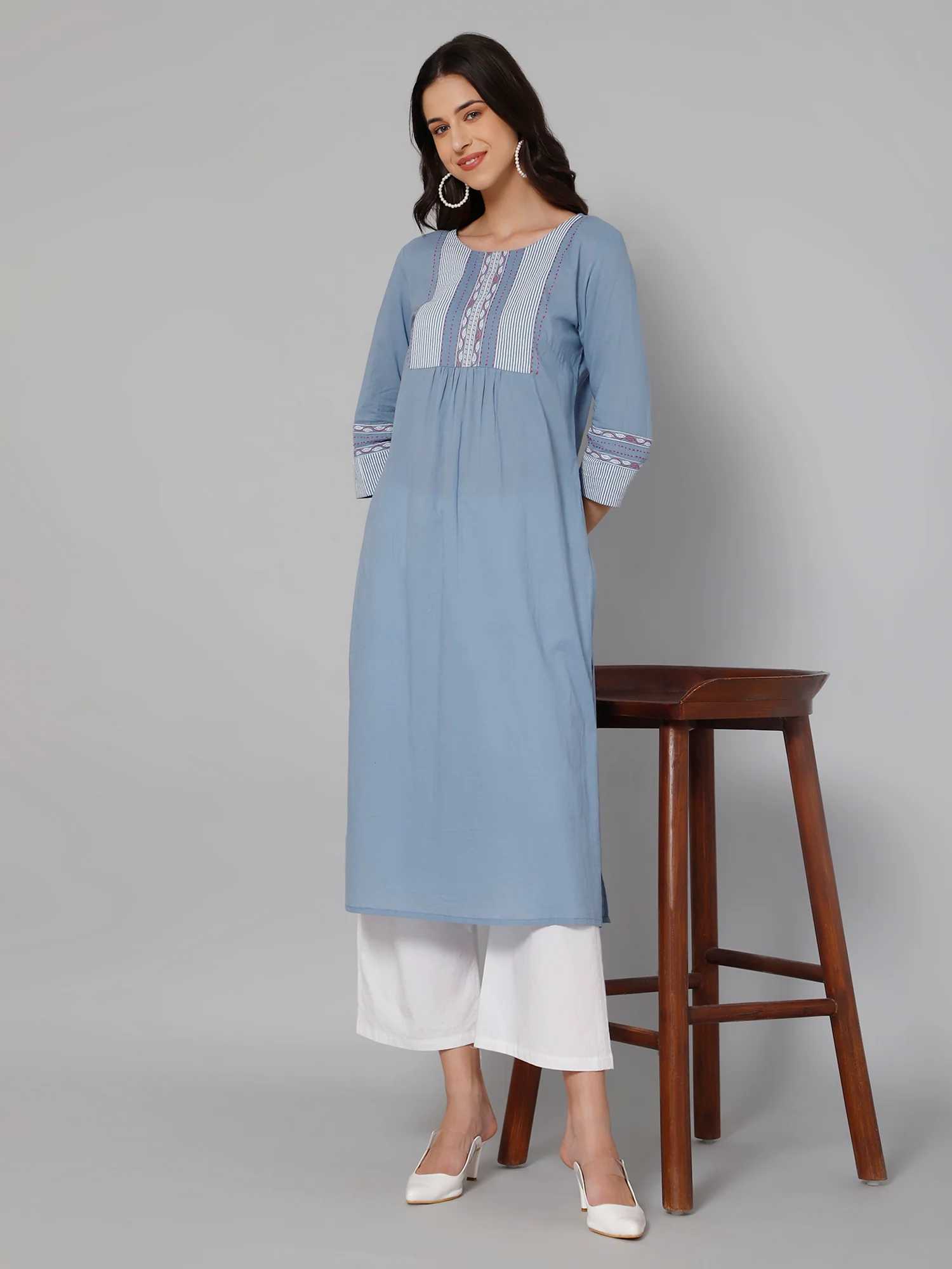 Women's Casual Round neck Blueprint Embroidered Knee length Kurti - Image 6