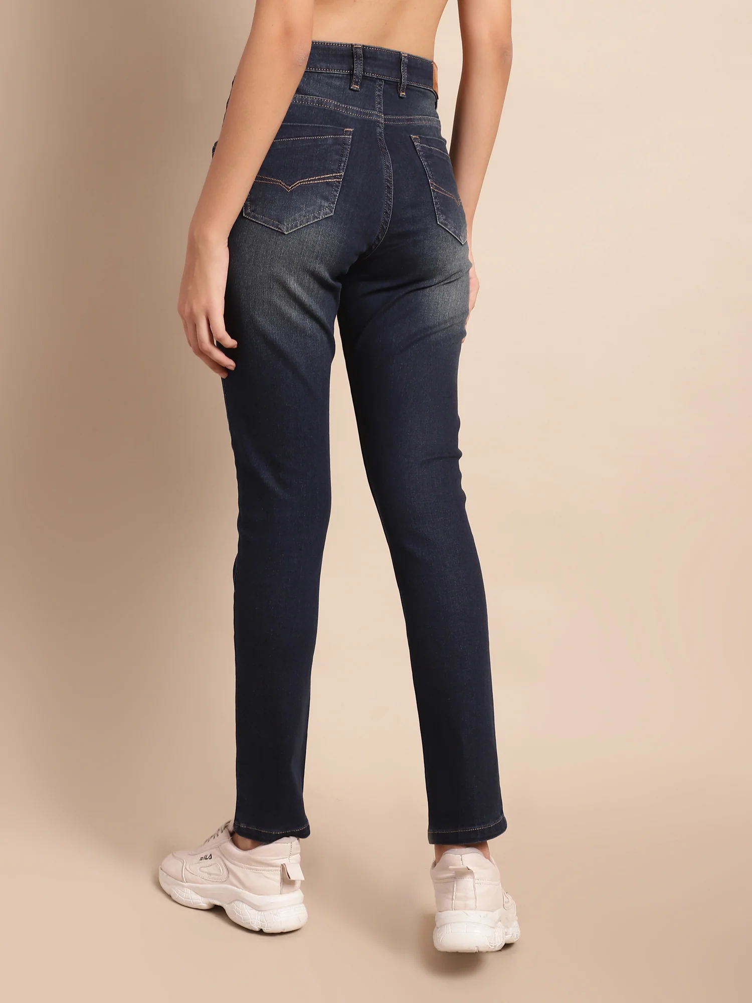 Women's Casual Skinny Fit Dirty Green Medium Fade Mid rise Jeans - Image 2