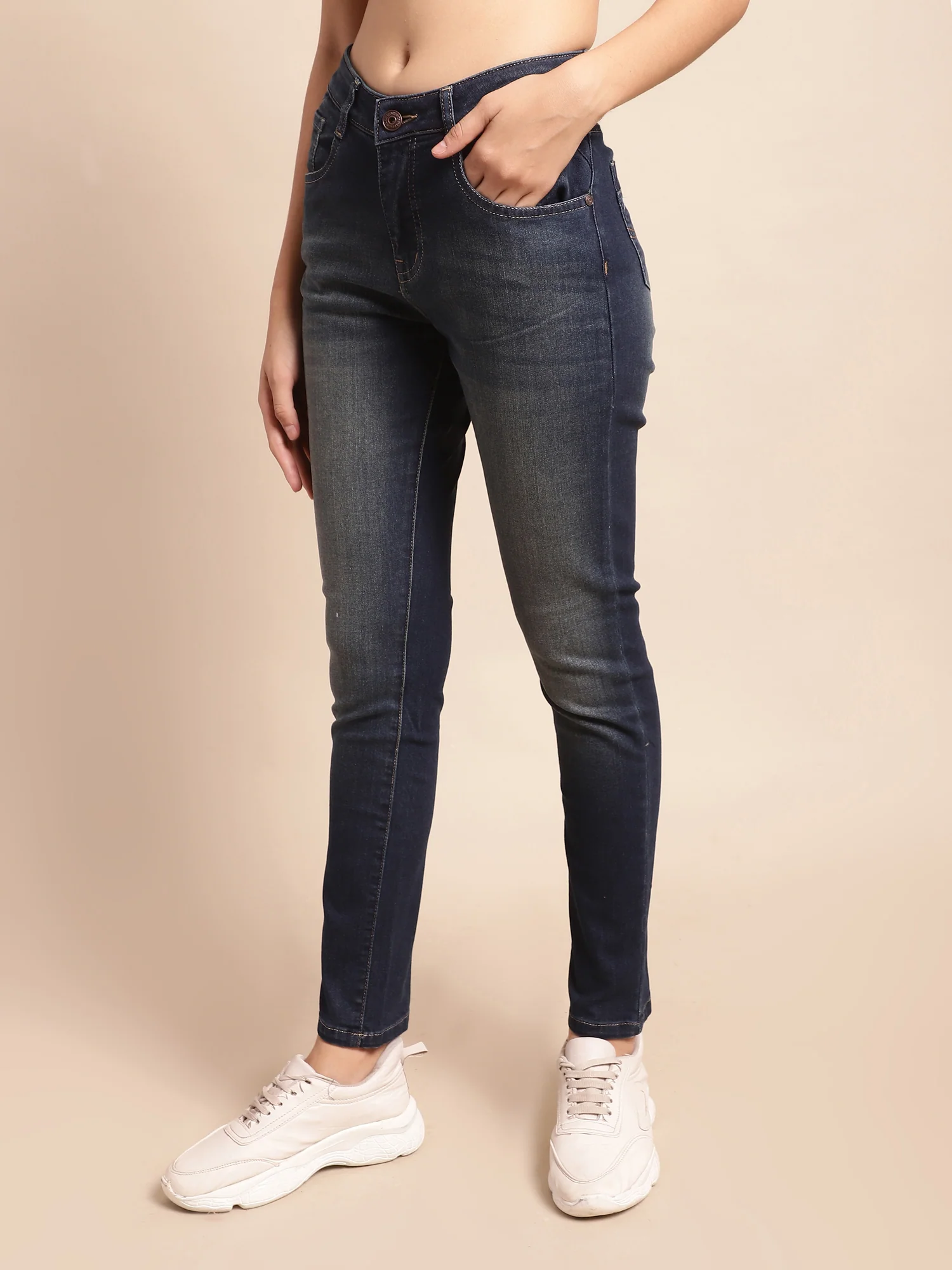 Women's Casual Skinny Fit Dirty Green Medium Fade Mid rise Jeans - Image 3