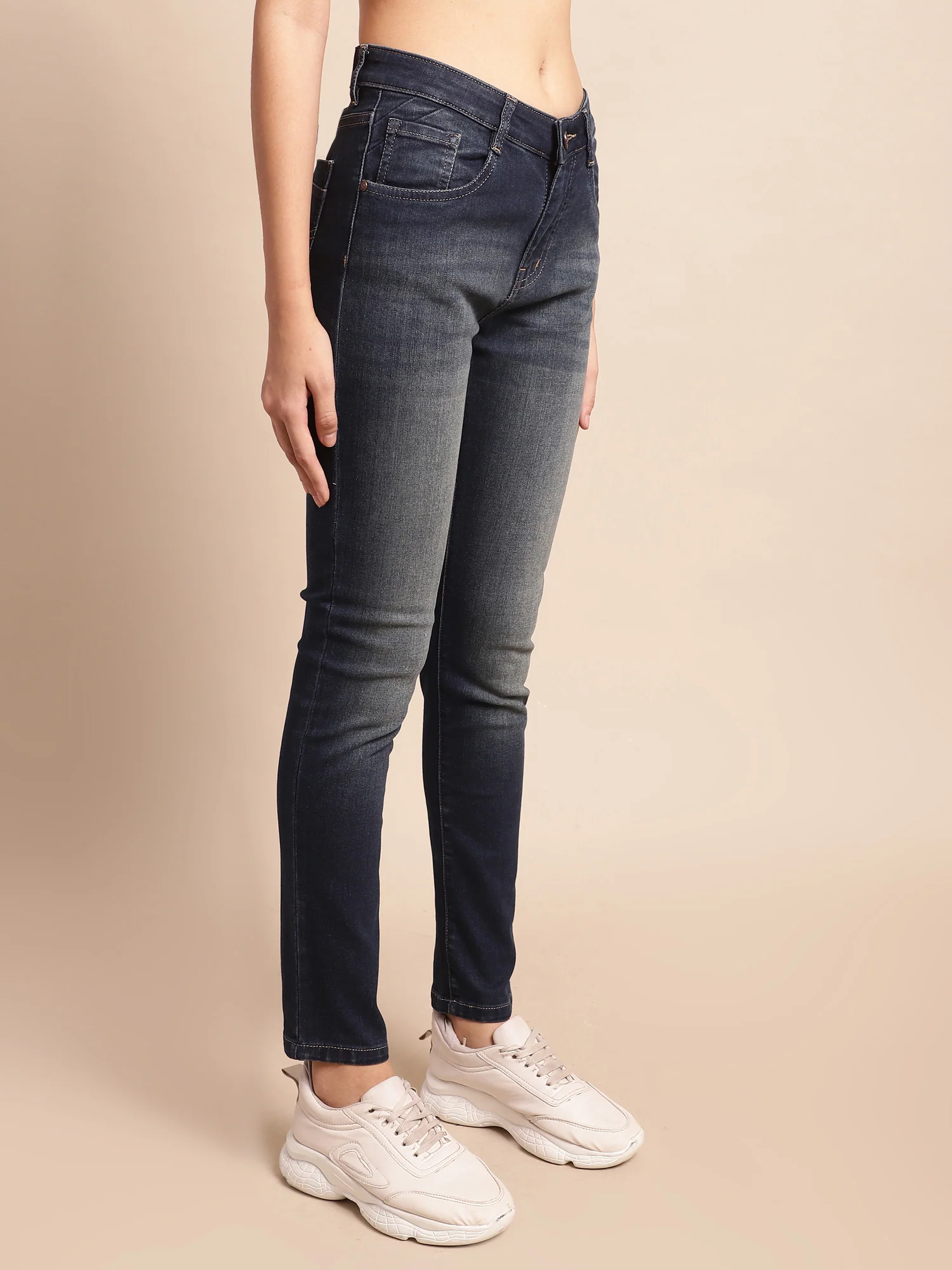 Women's Casual Skinny Fit Dirty Green Medium Fade Mid rise Jeans - Image 4