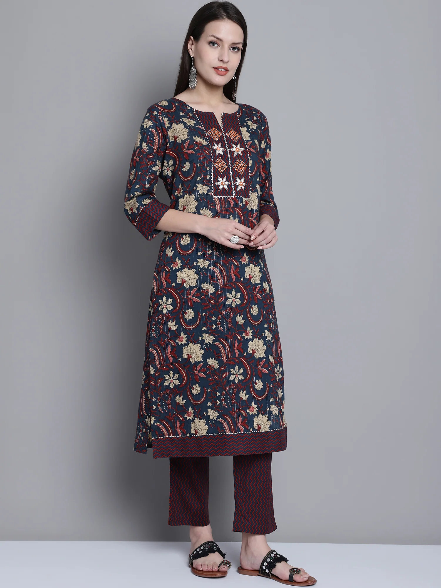 Women's Casual Navy Blue Printed & Embroidered Palazzo Set - Image 4
