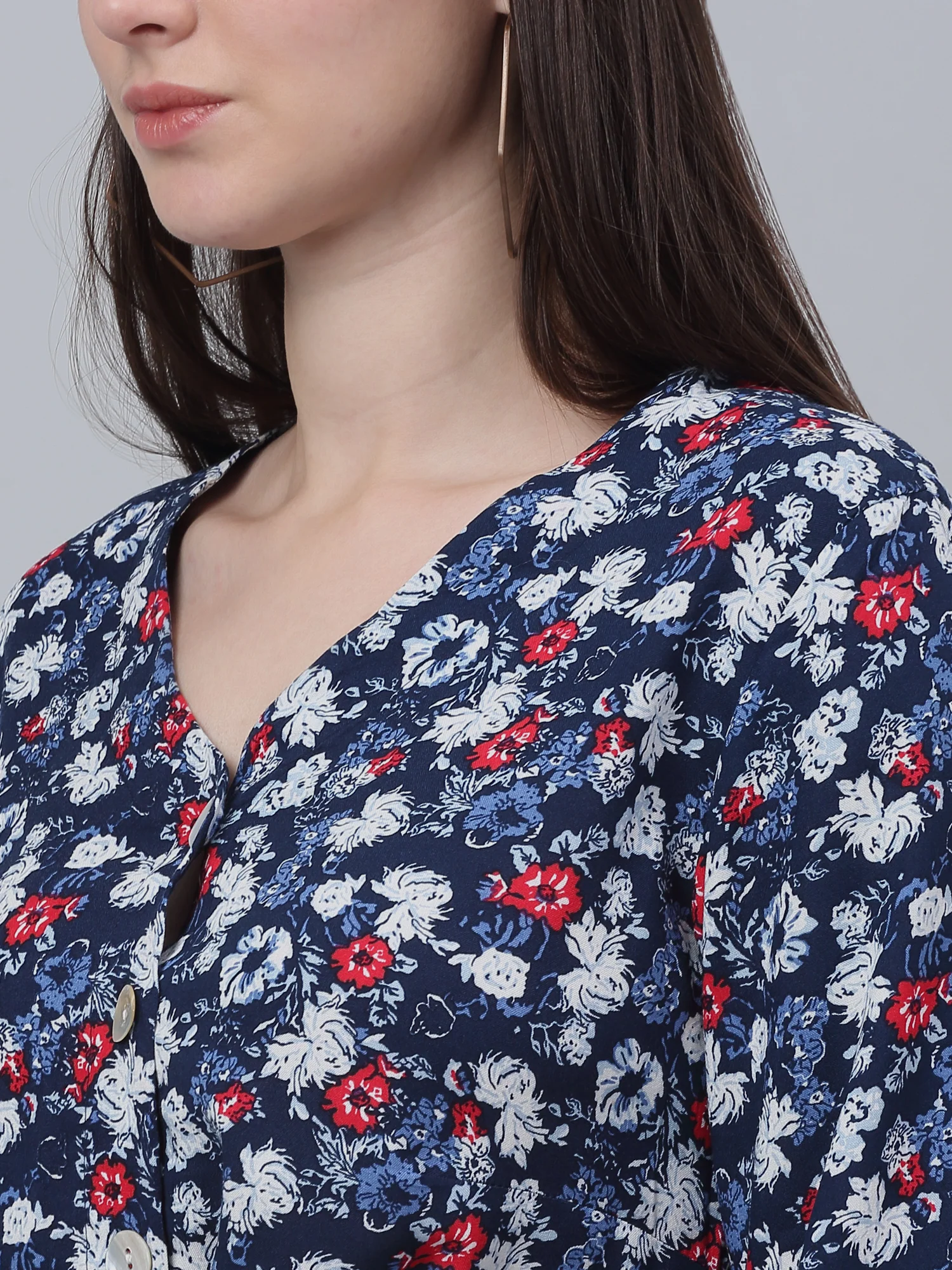 Women's Casual V neck Blue Floral Print Fit & Flared Dress - Image 5