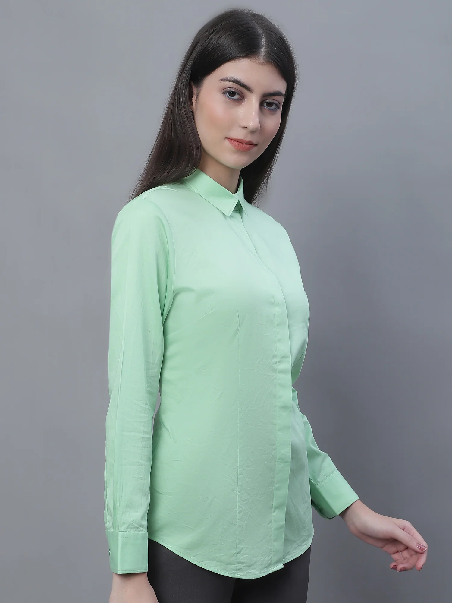 Women’s Green Full Sleeve Formal Shirt | Cantabil - Image 4