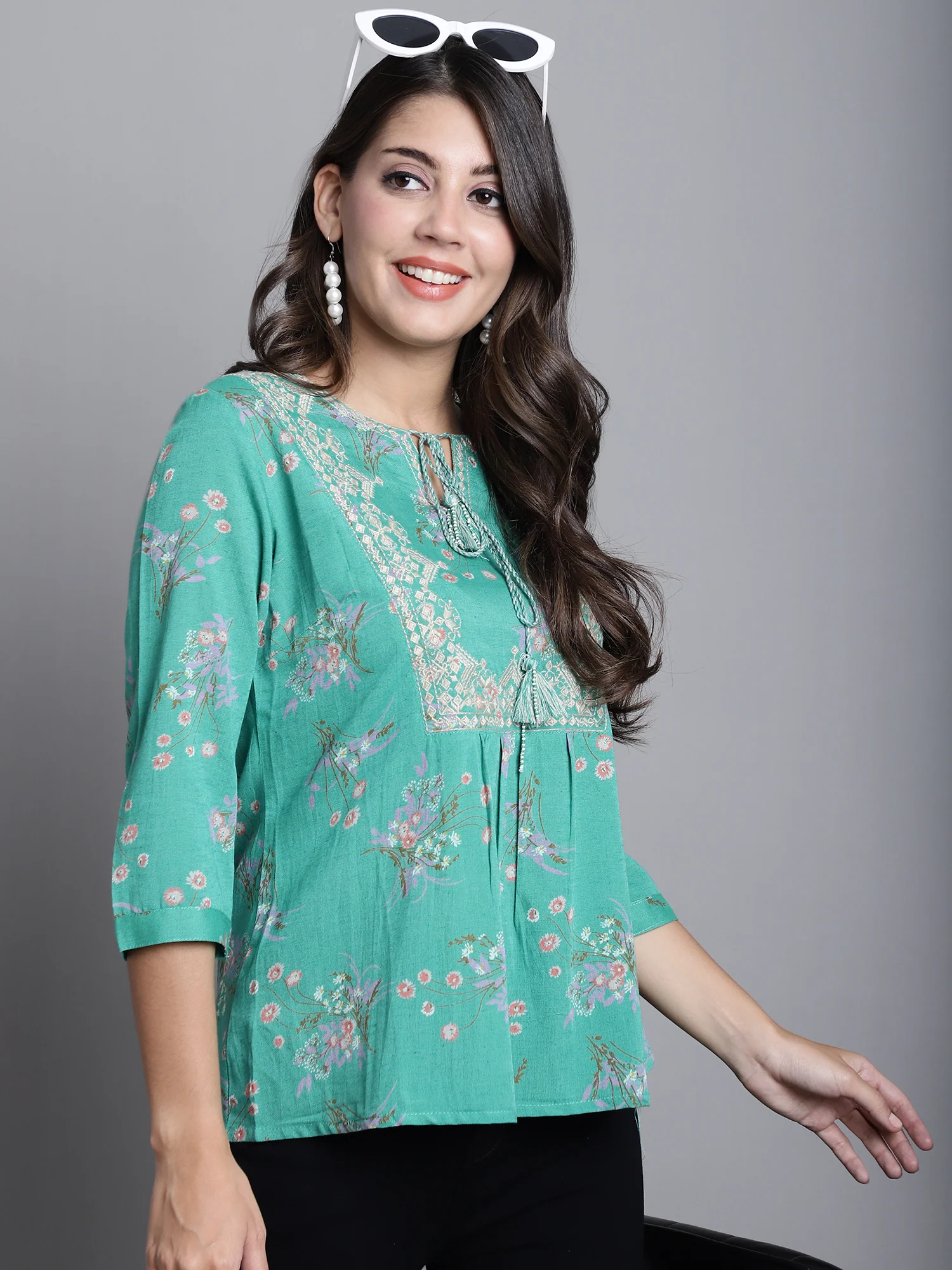 Women's Casual Green Floral Print Round neck with tie up Top - Image 6