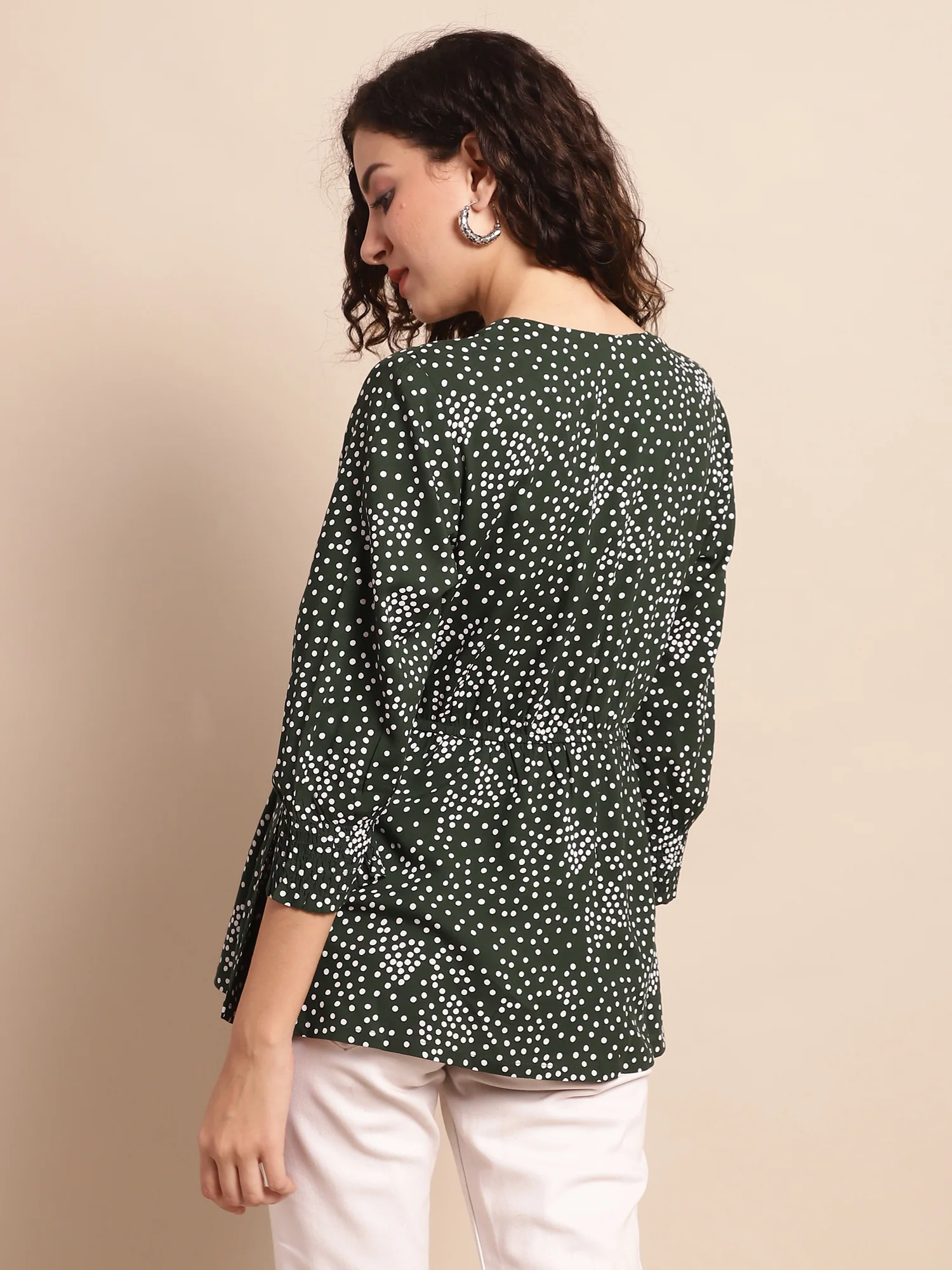 Women's Casual  Green Polka dot Print V neck Top - Image 2