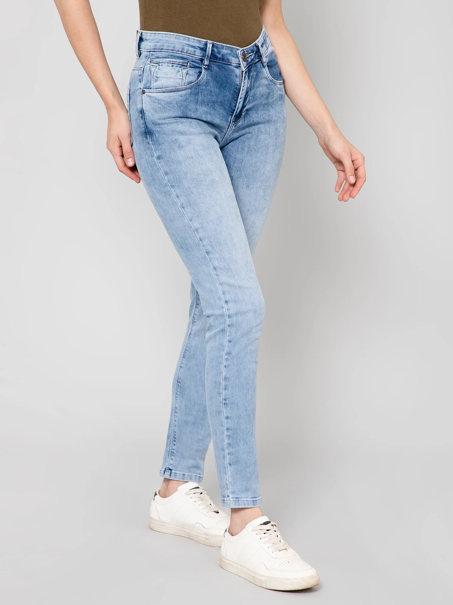 Women's Casual Skinny Fit Light Blue Heavy Fade Mid rise Jeans - Image 2