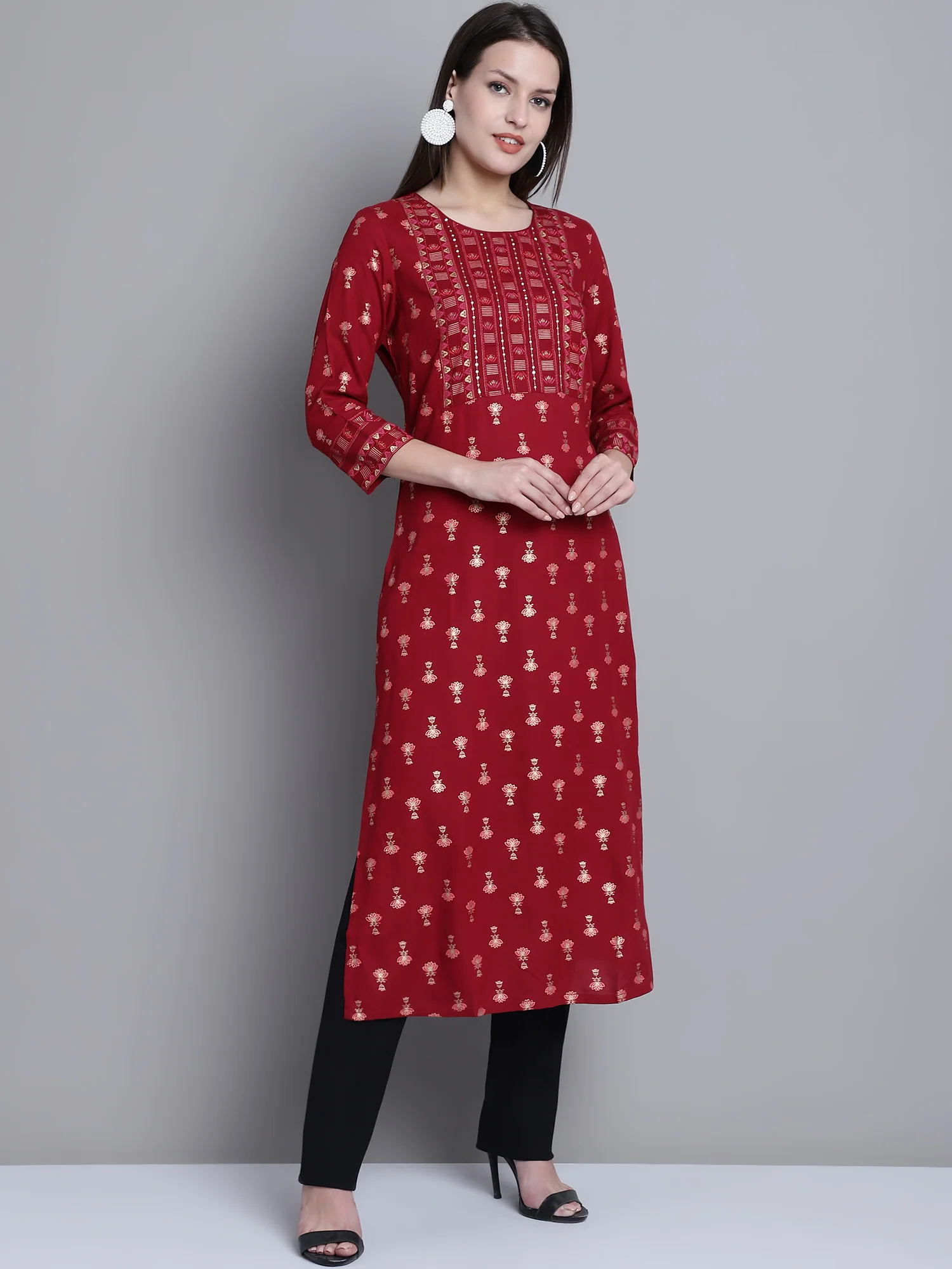 Women's Casual Round Neck Maroon All Over Printed Calf Length Knit Kurti - Image 4