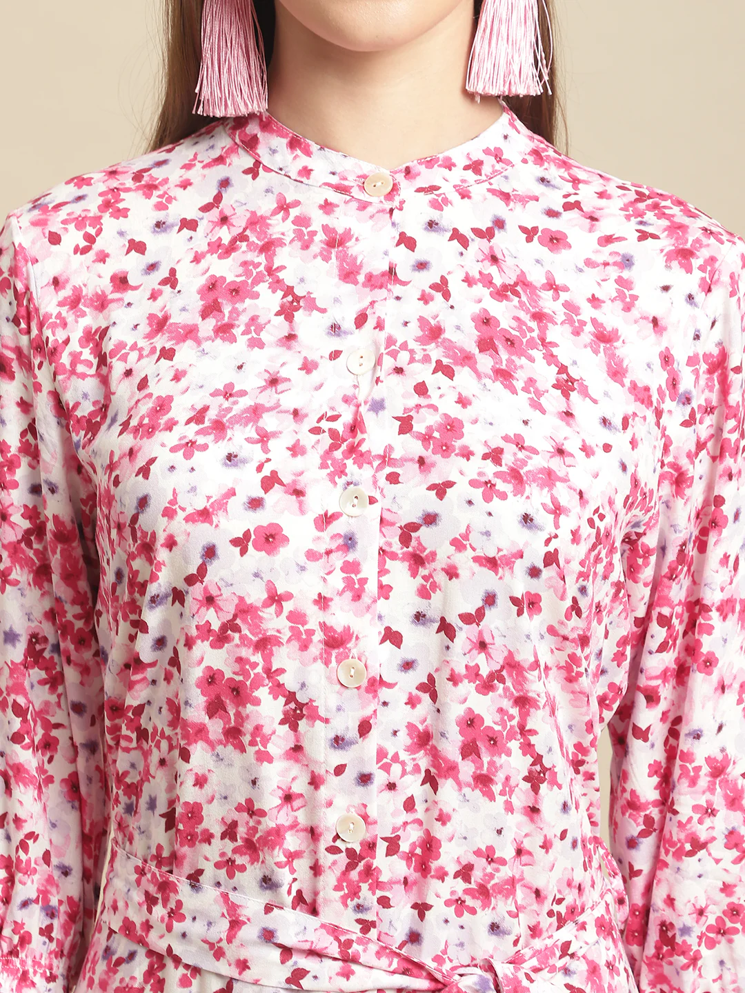 Women's Casual Round neck Red Ditsy Floral Print Fit & Flared Dress - Image 6