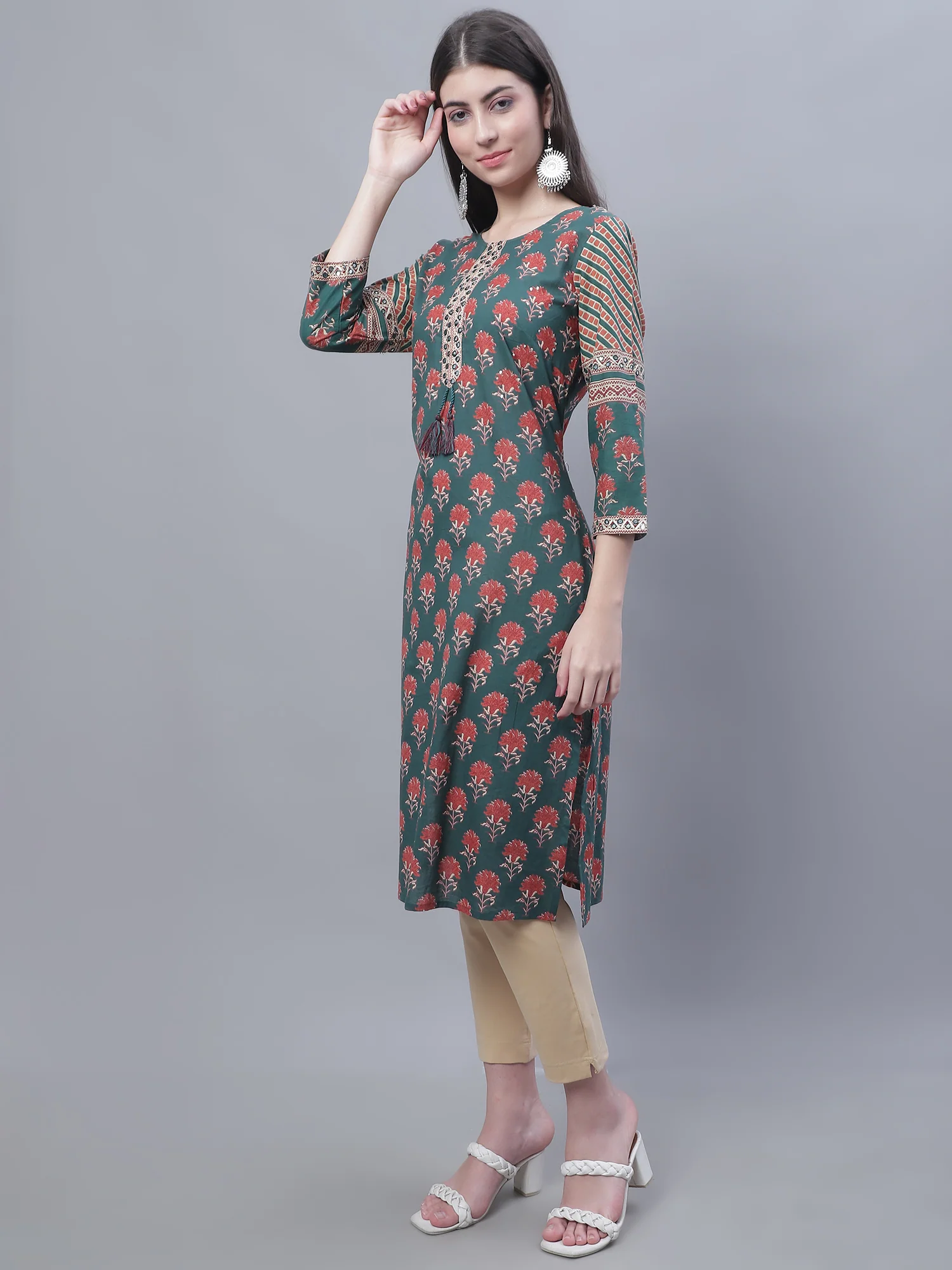 Women's Casual Round Neck Green All Over Printed Knee Length Kurti - Image 3