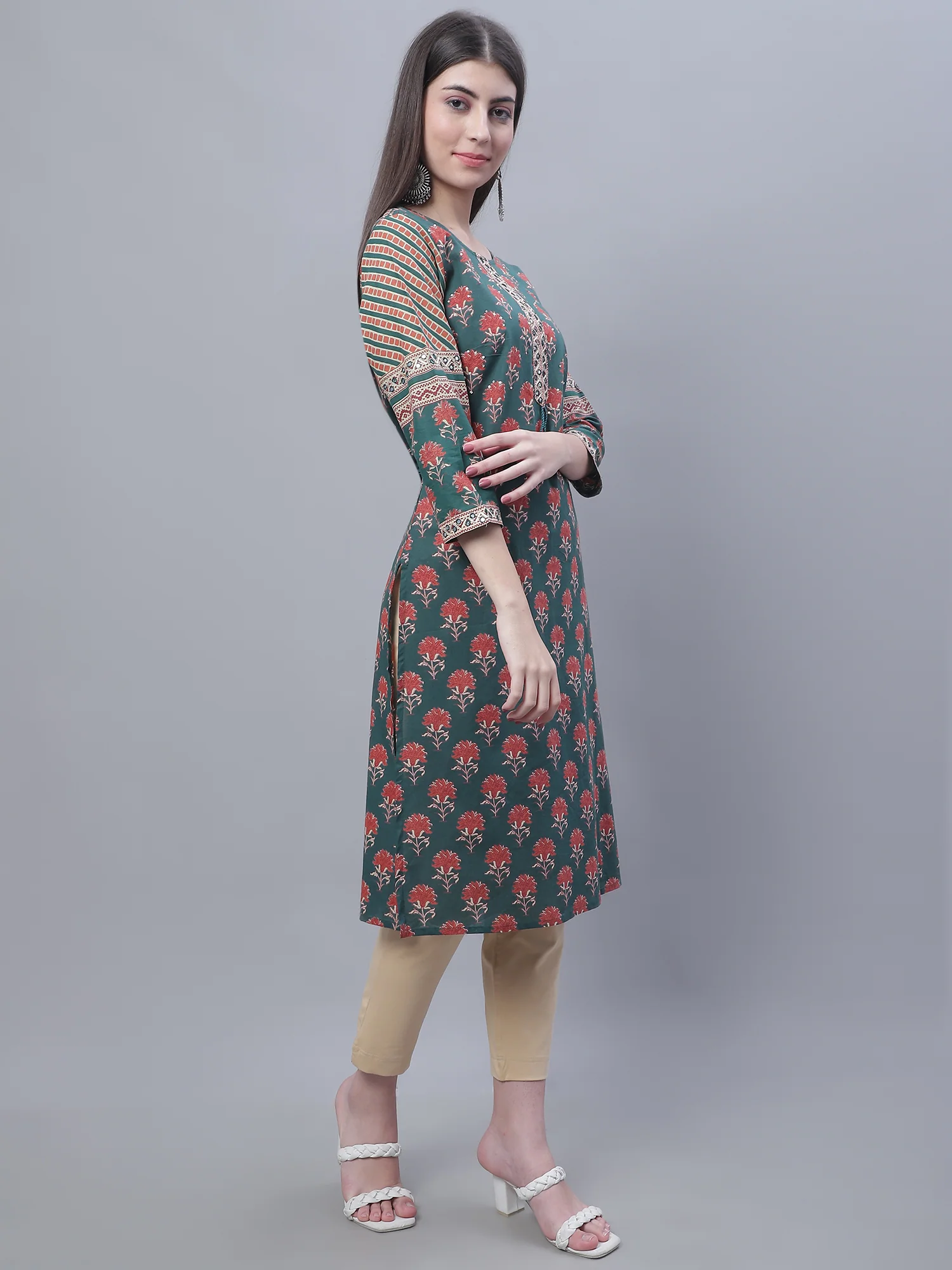 Women's Casual Round Neck Green All Over Printed Knee Length Kurti - Image 4