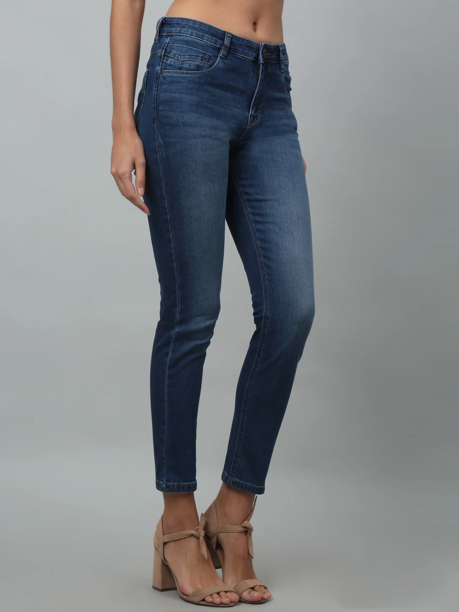 Women's Casual Skinny Fit Dark Mercerised Blue Light Fade Mid rise Jeans - Image 2