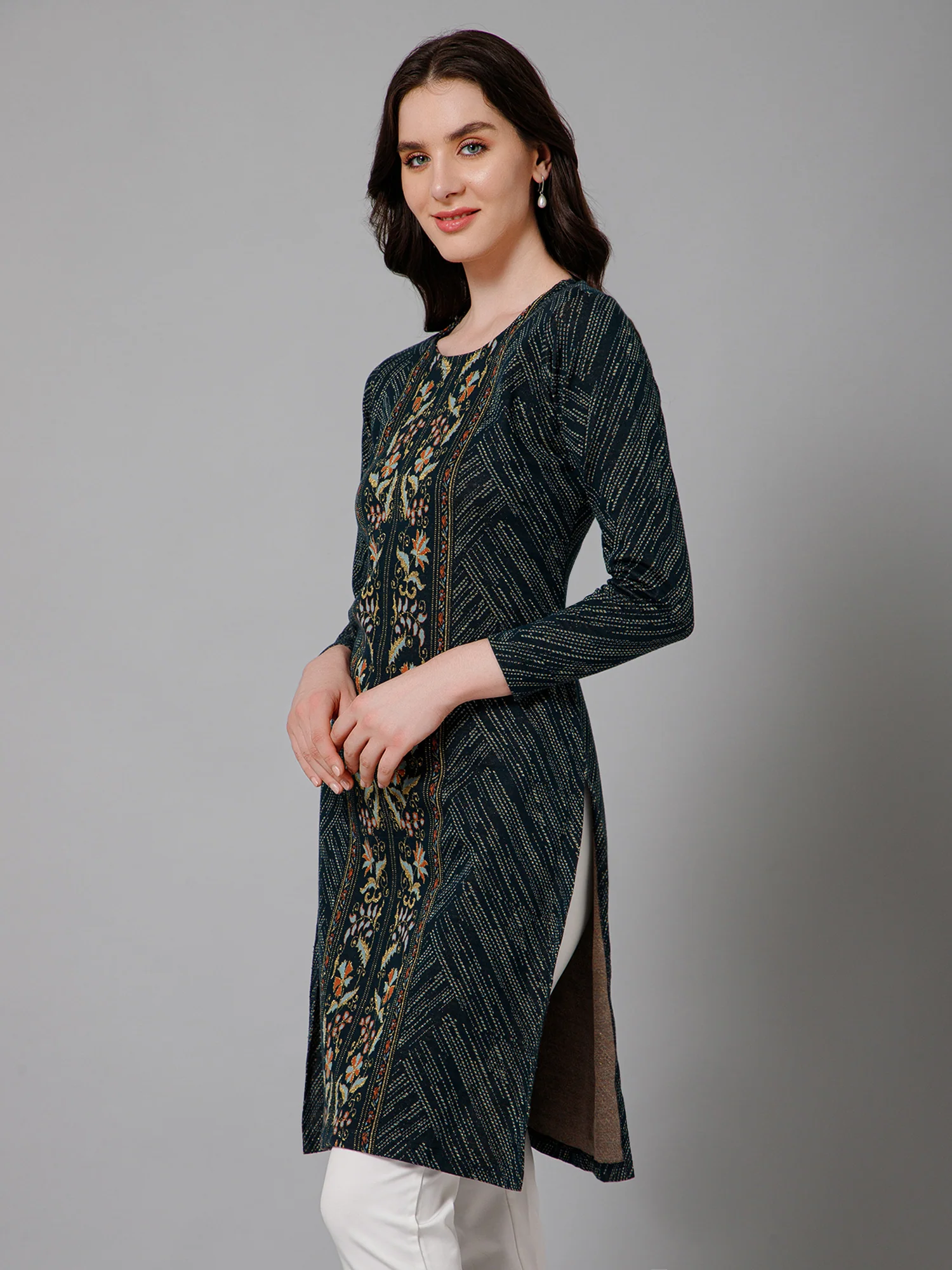 Women's Casual Round Neck Teal All Over Jacquard Above Knee Length Knit Kurti - Image 3