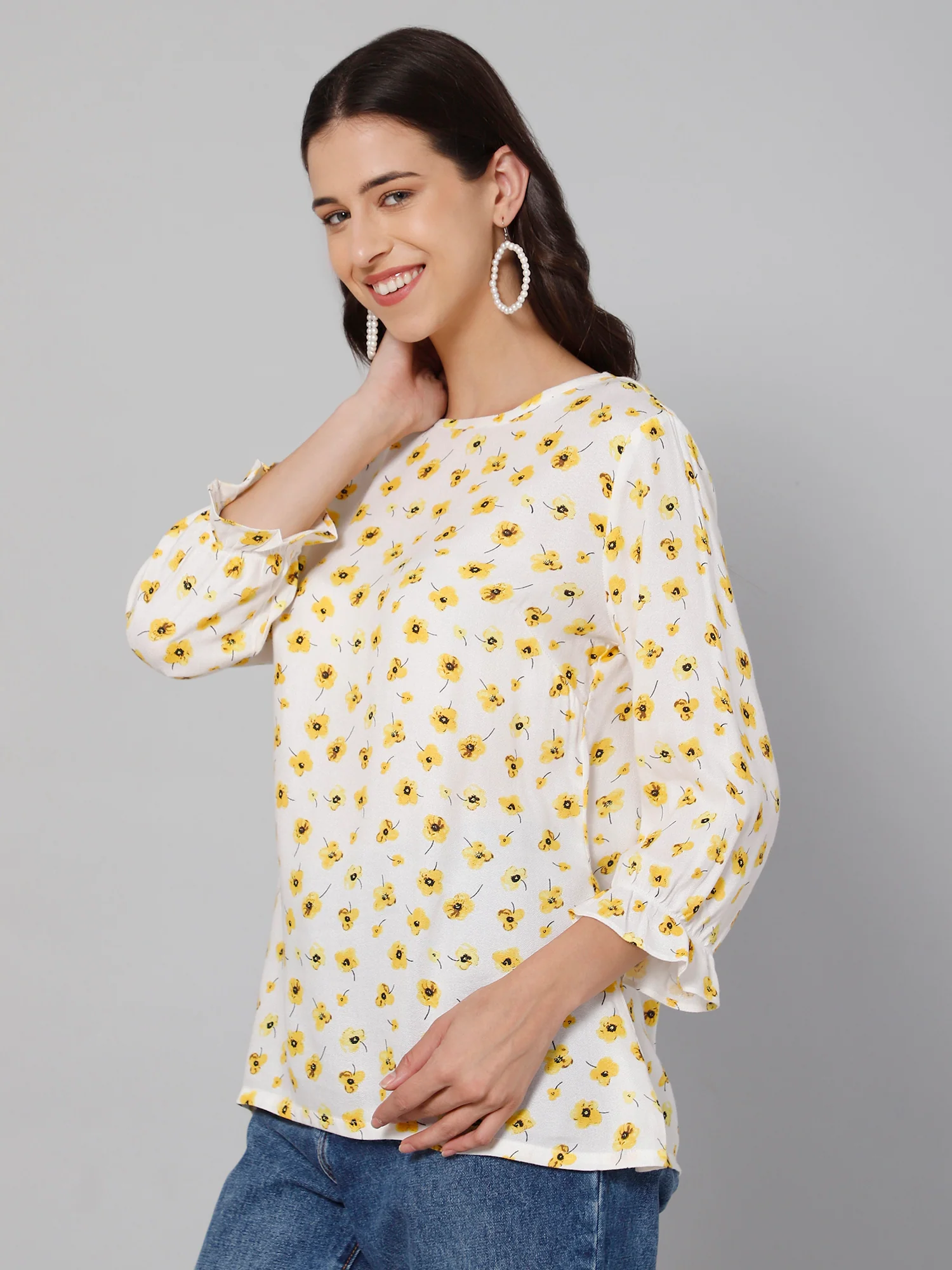 Women's Casual  Yellow Floral Print Round neck Tunic - Image 4