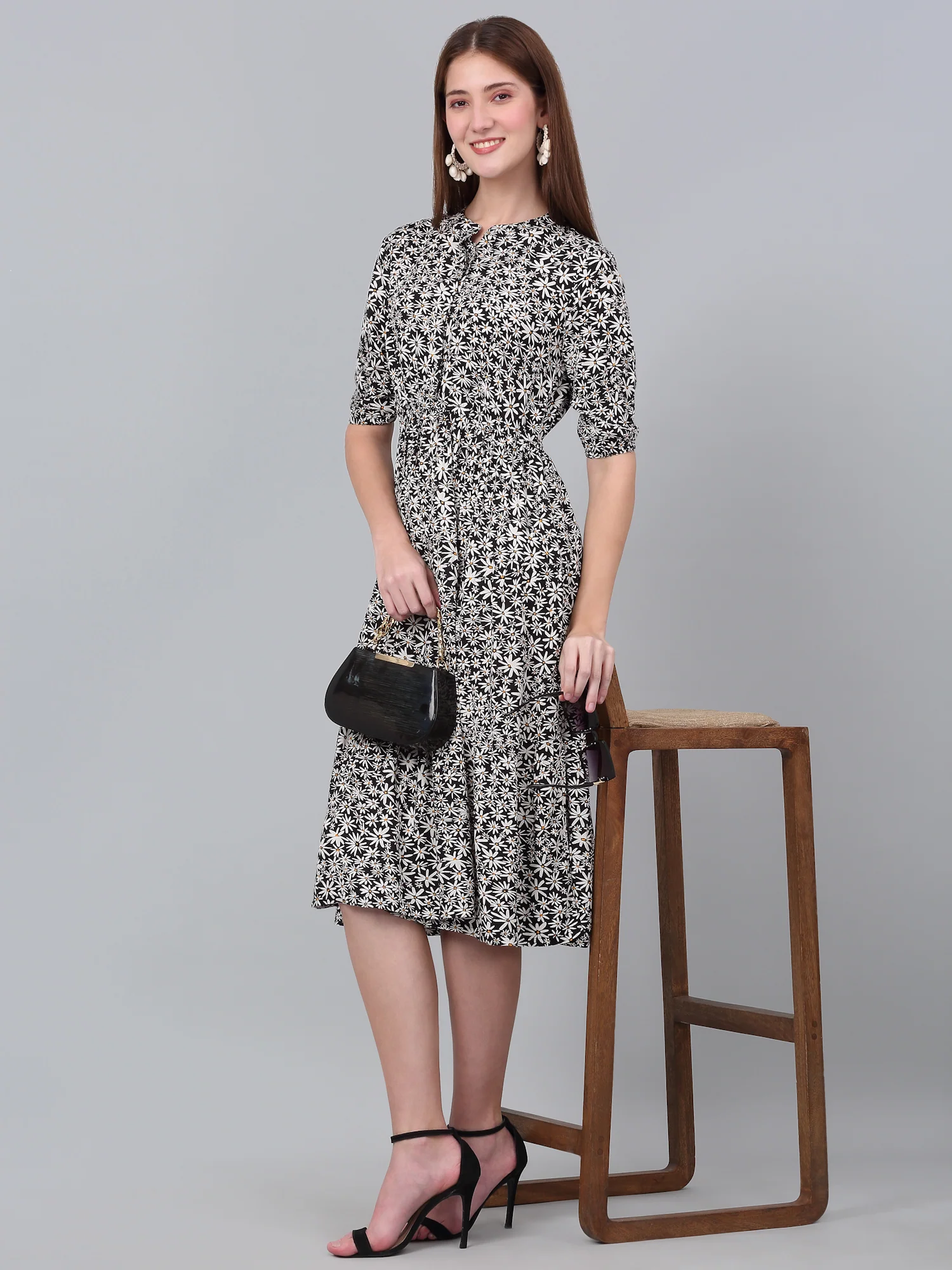 Women's Casual Round neck Black Floral Print Fit & Flared Dress - Image 6