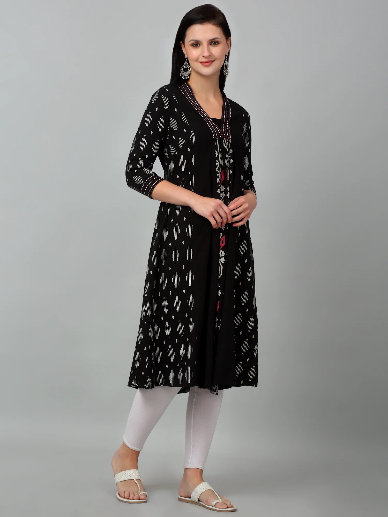 Women's Casual V Neck Black All over Printed Knee Length Kurti - Image 3