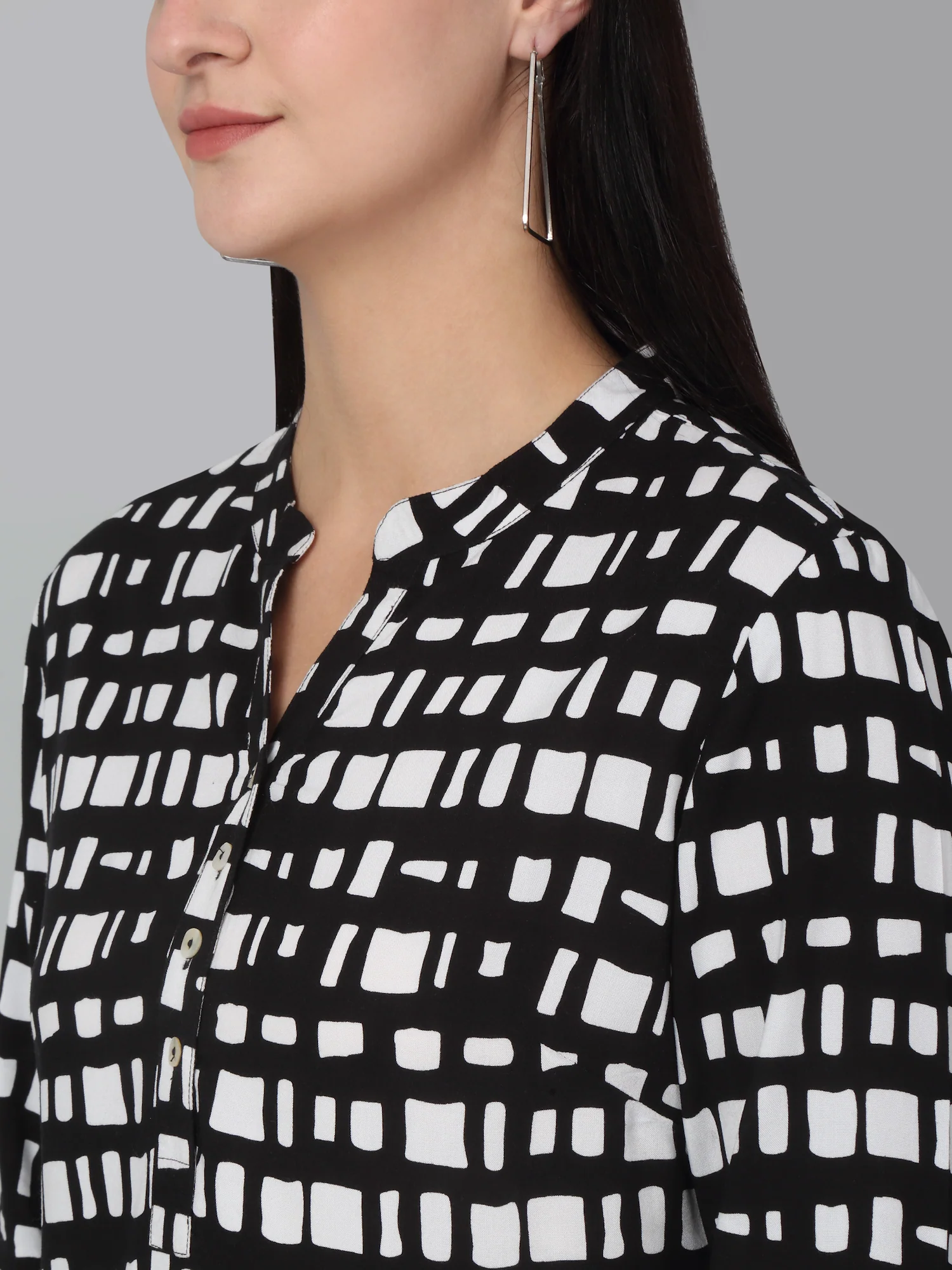 Women's Casual  Black Geometric Print Mandarin Collar Tunic - Image 5
