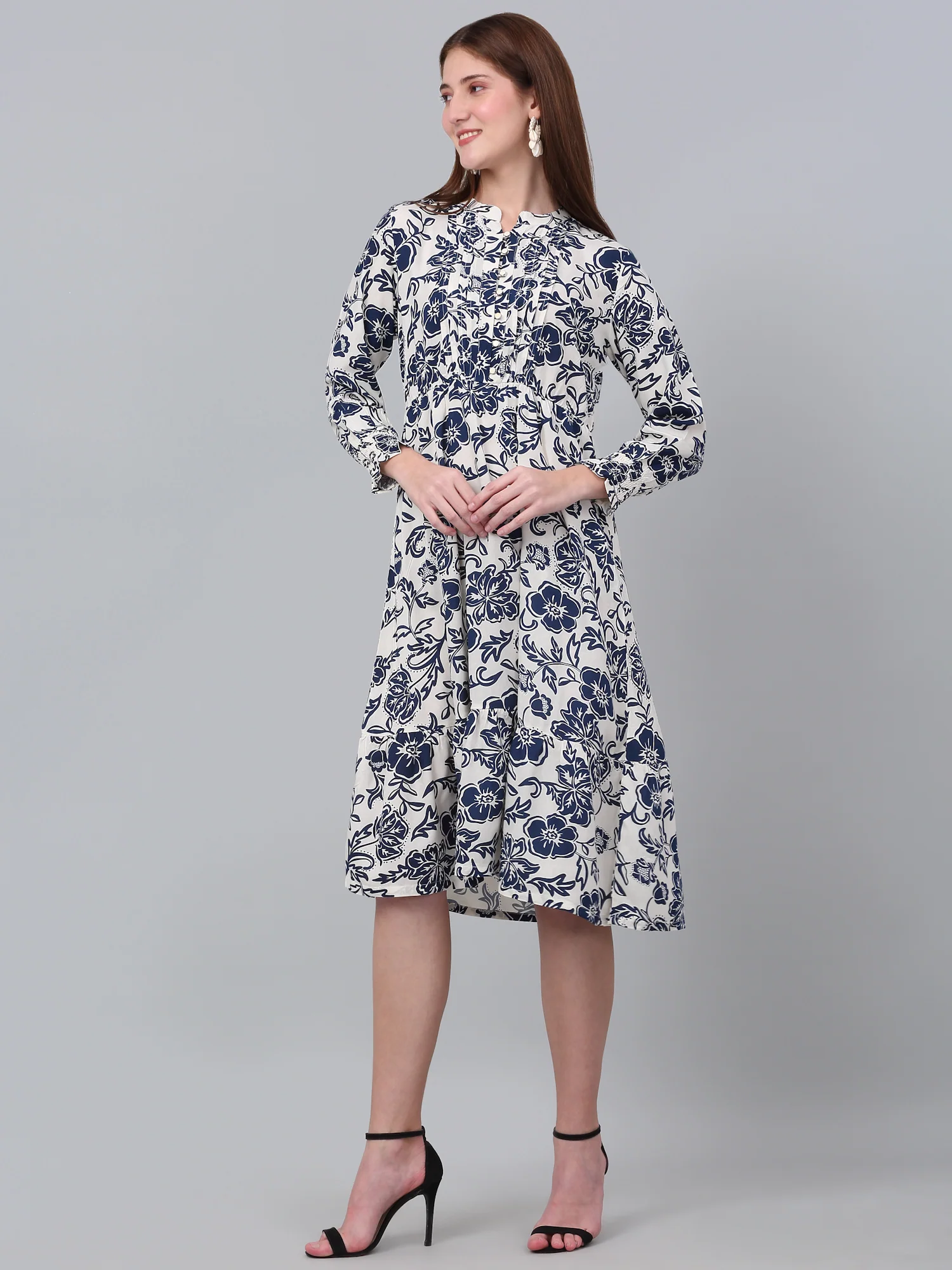 Women's Casual Mandarin collar Blue Floral Print Fit & Flared Dress - Image 4