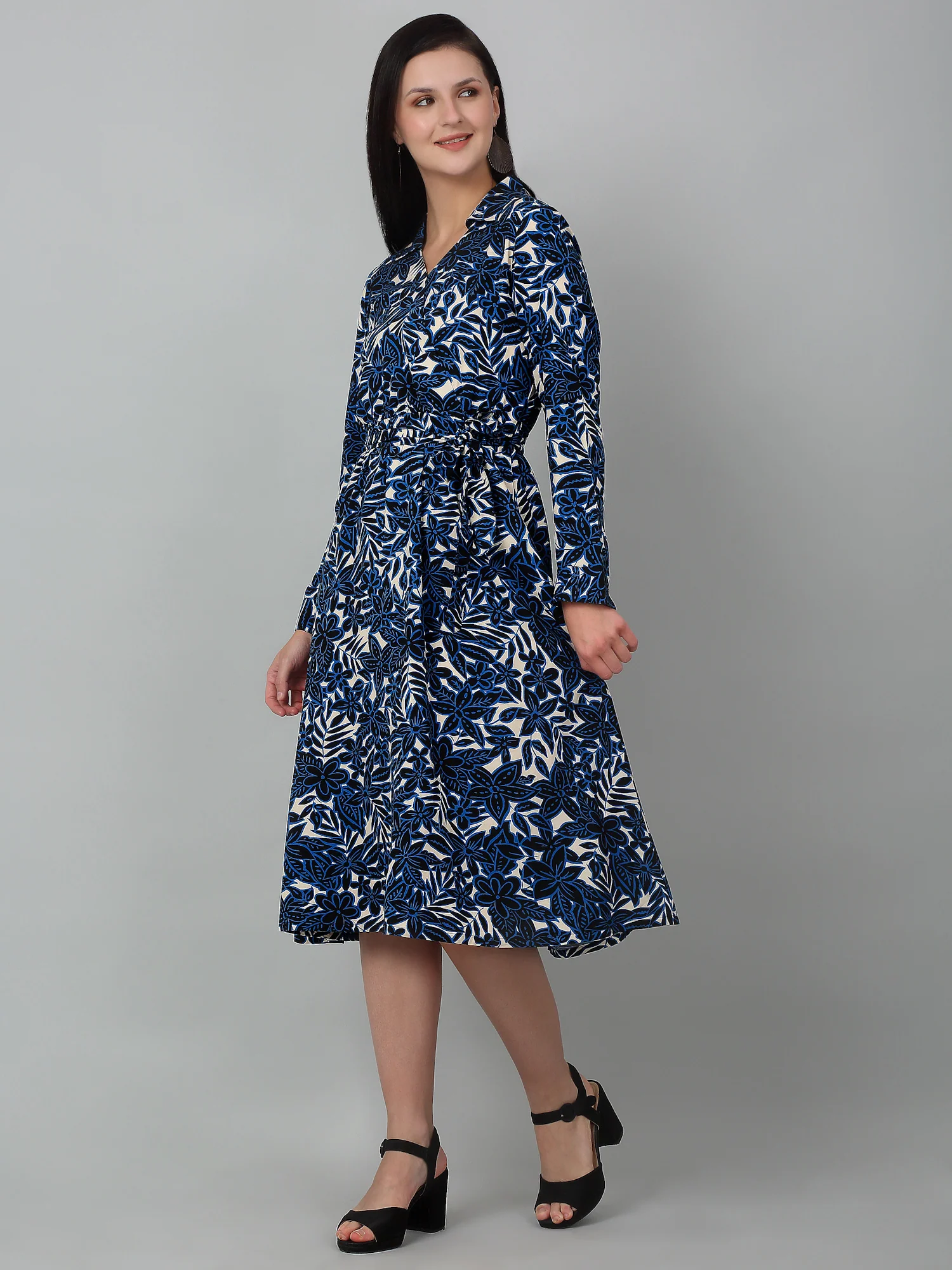 Women's Blue Floral Printed Full Sleeves Casual Dress - Image 4