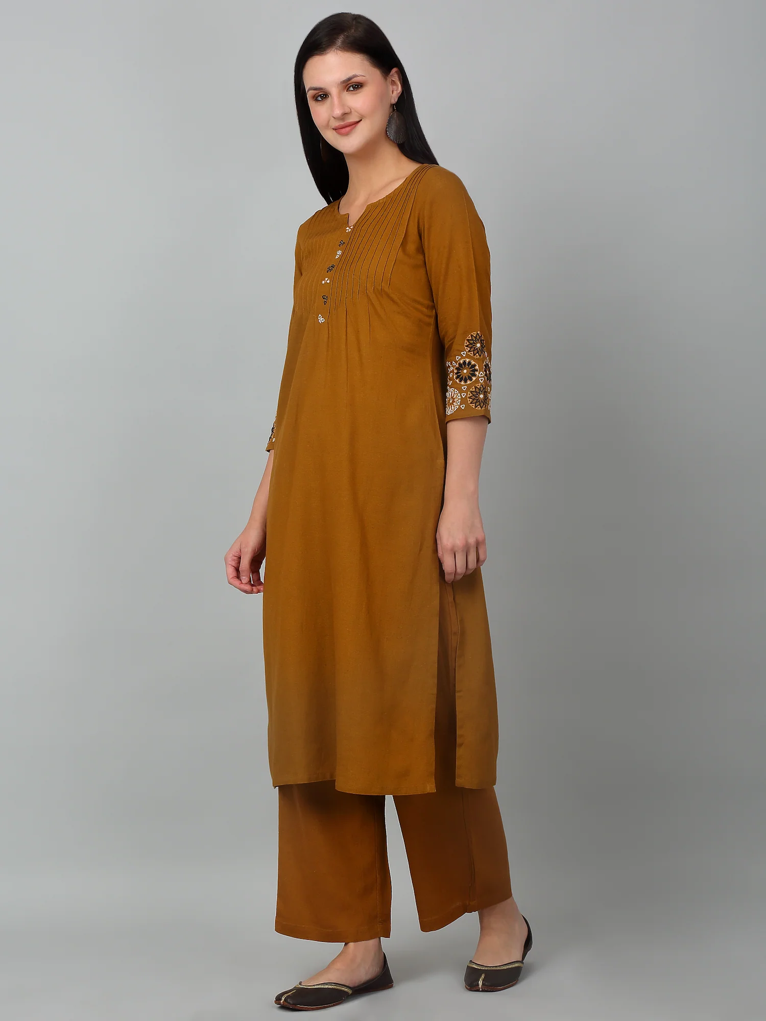 Women's Casual Brown Solid Palazzo Set - Image 4