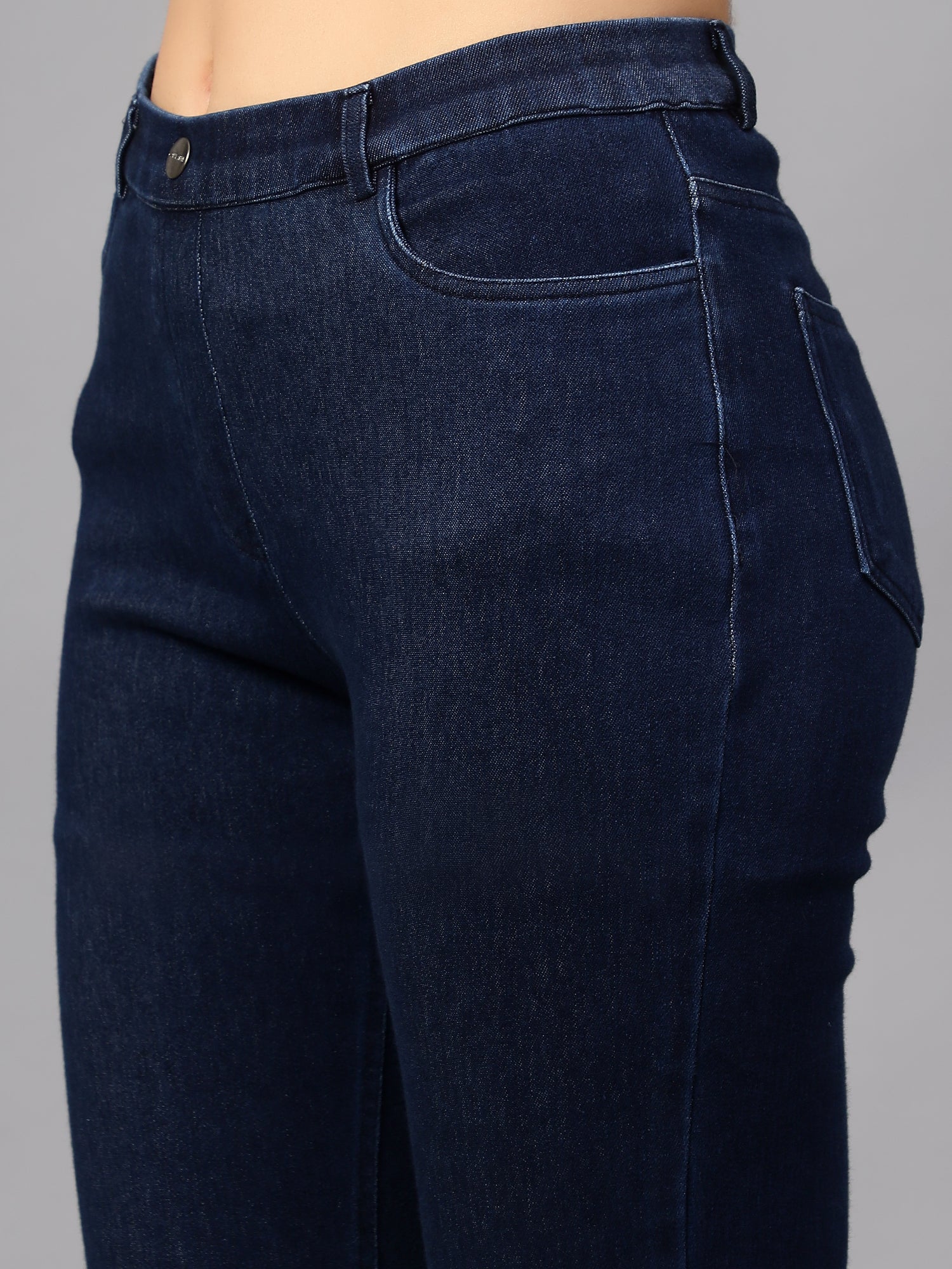 Women's  Flat Front Indigo blue Light Fade Mid rise Jeggings - Image 5