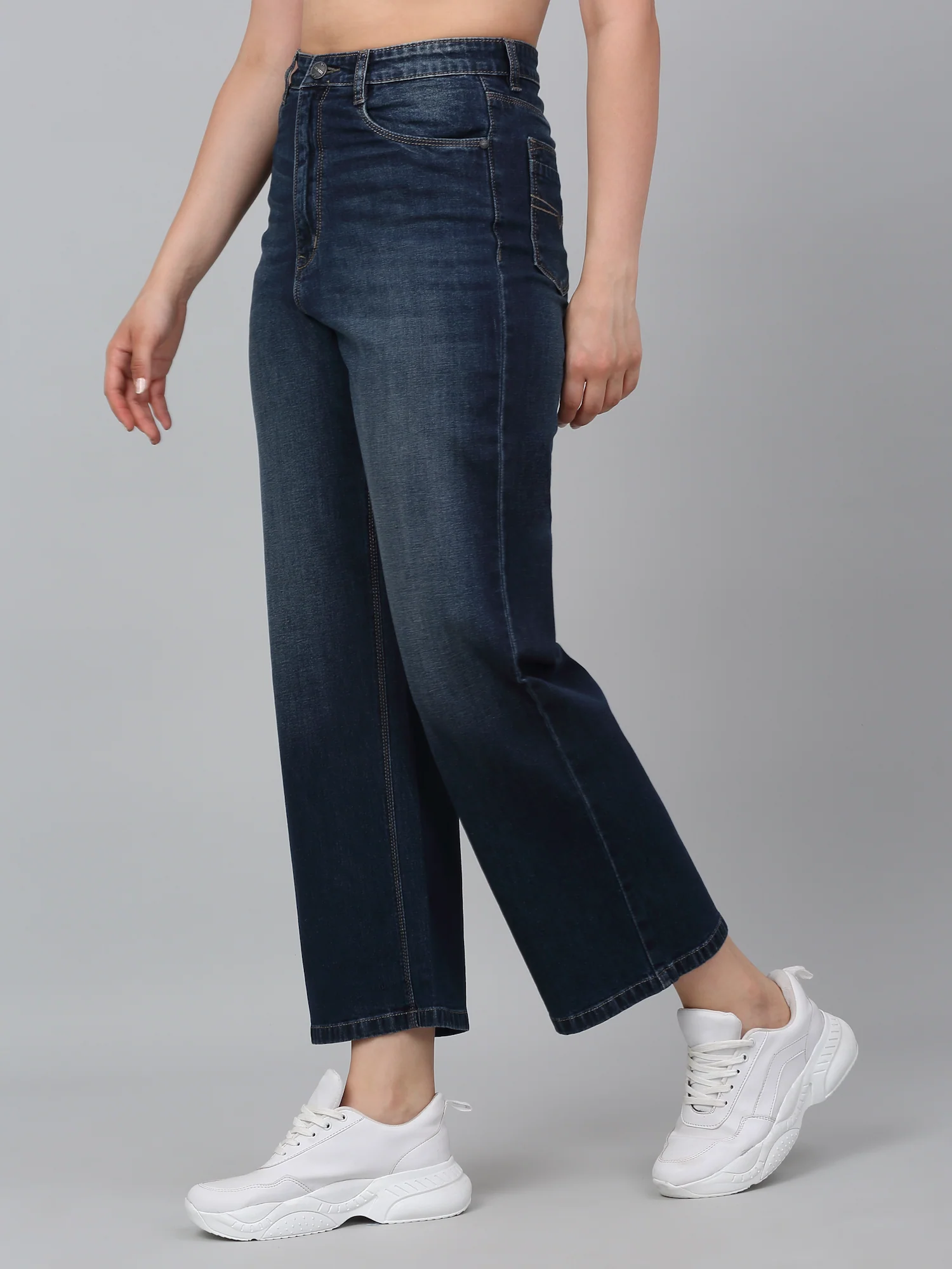 Women's Green Solid Wide Leg Stretchable Jeans - Image 2