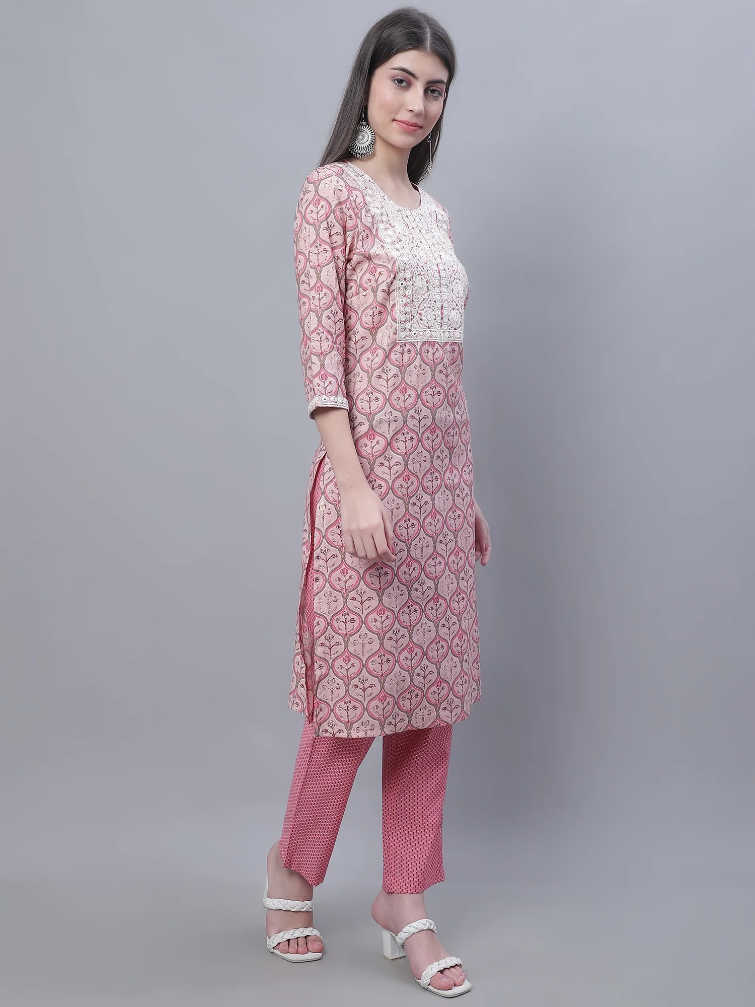 Women's Casual  Pink Printed & Embroidered  Palazzo Set - Image 4