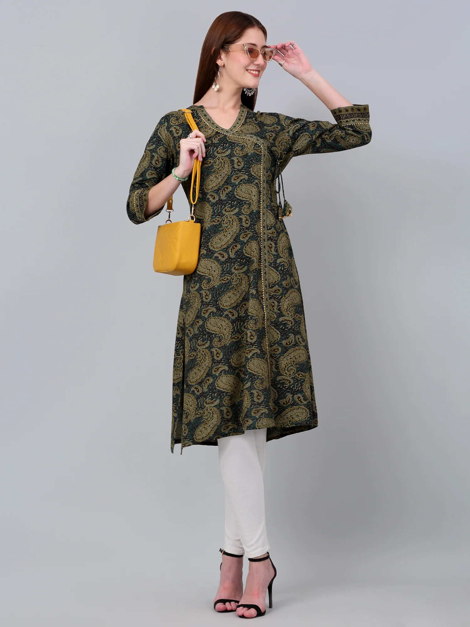 Women's Green Paisley Printed Three Quarter Sleeves Kurti - Image 6