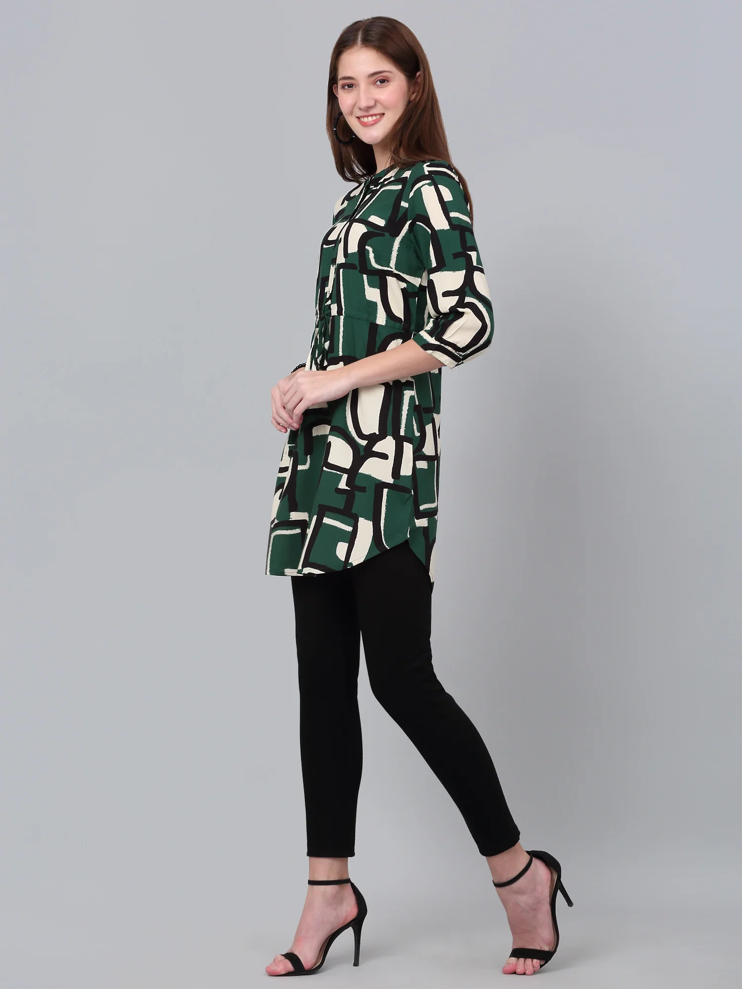 Women's Green Printed 3/4th Sleeve Long Tunic - Image 4