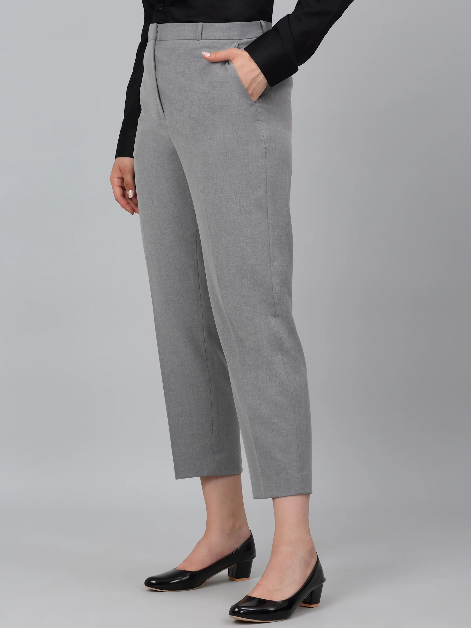 Women's Grey Solid Non-Pleated Formal Trouser - Image 4