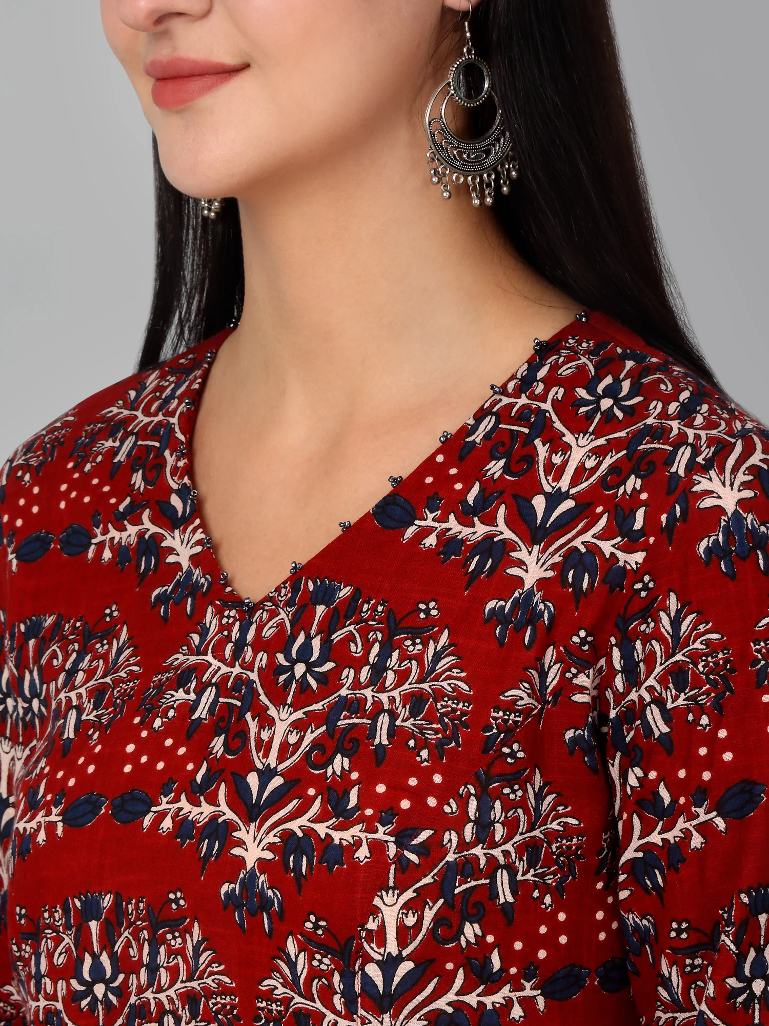 Women's Casual V Neck Maroon All Over Printed Knee Length Kurti - Image 5