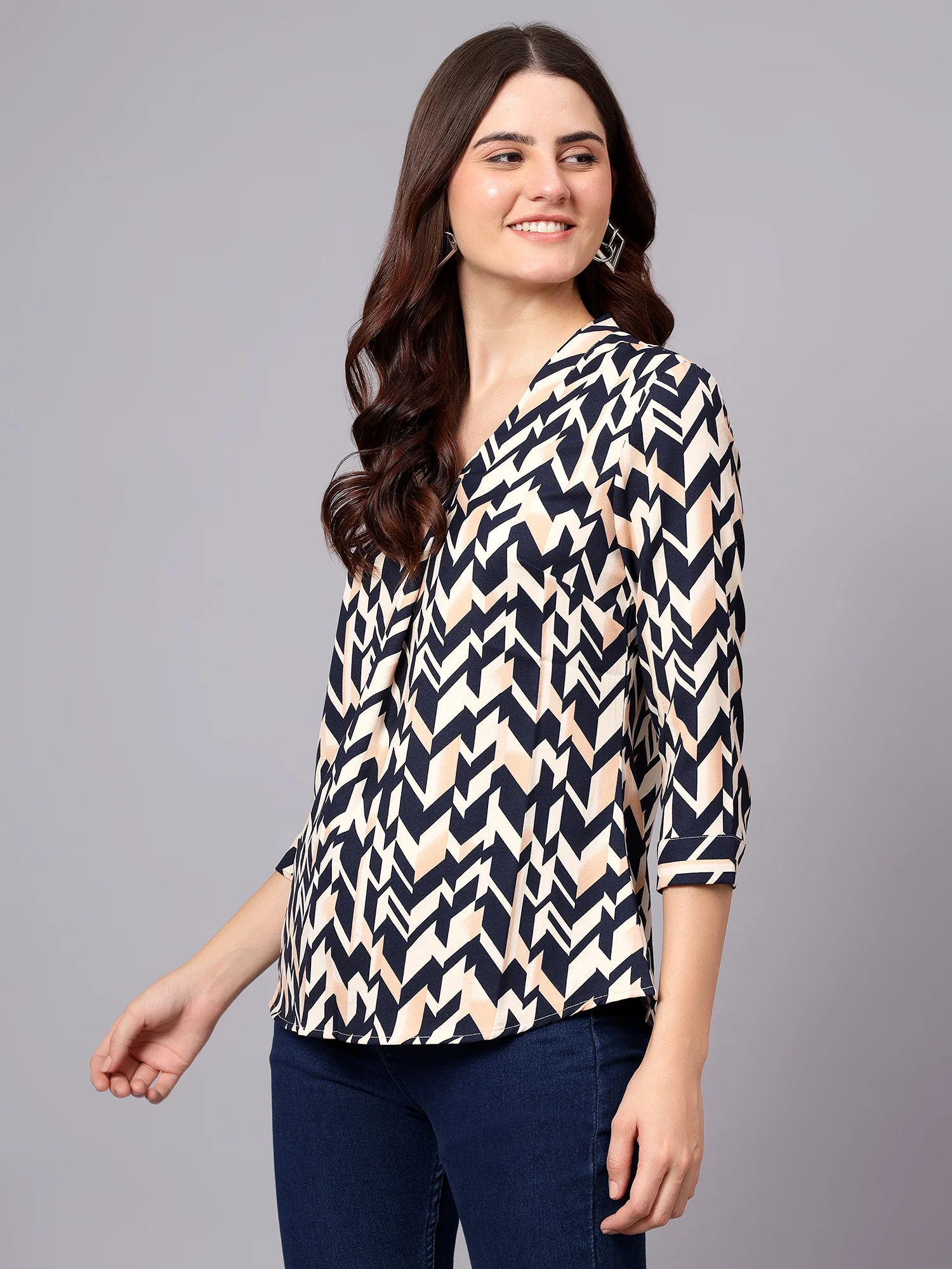 Women's Mulicolor Geometric Print Casual Top - Image 4