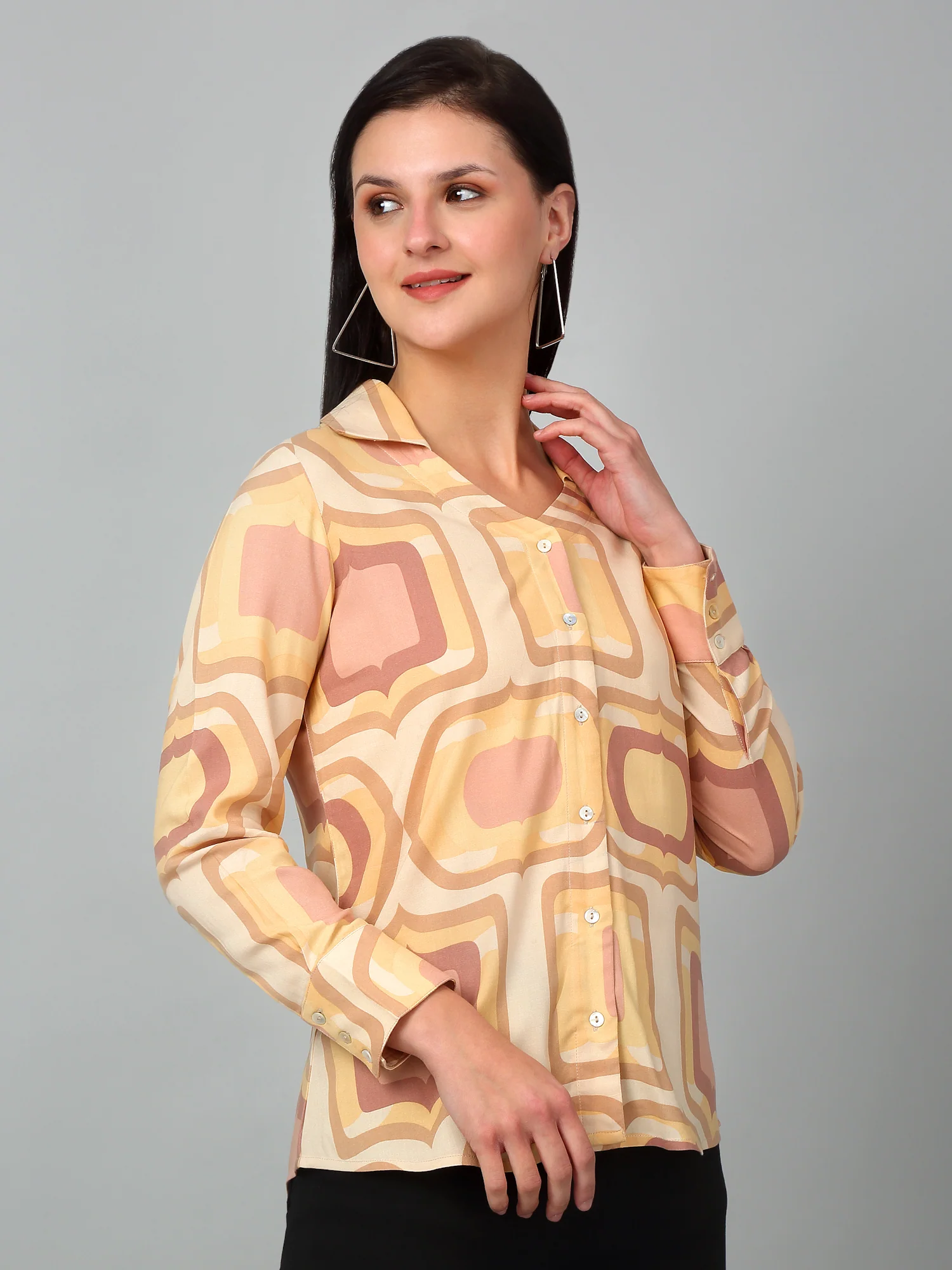 Women's Casual  Multi Color Geometric Print Spread Collar Top - Image 3