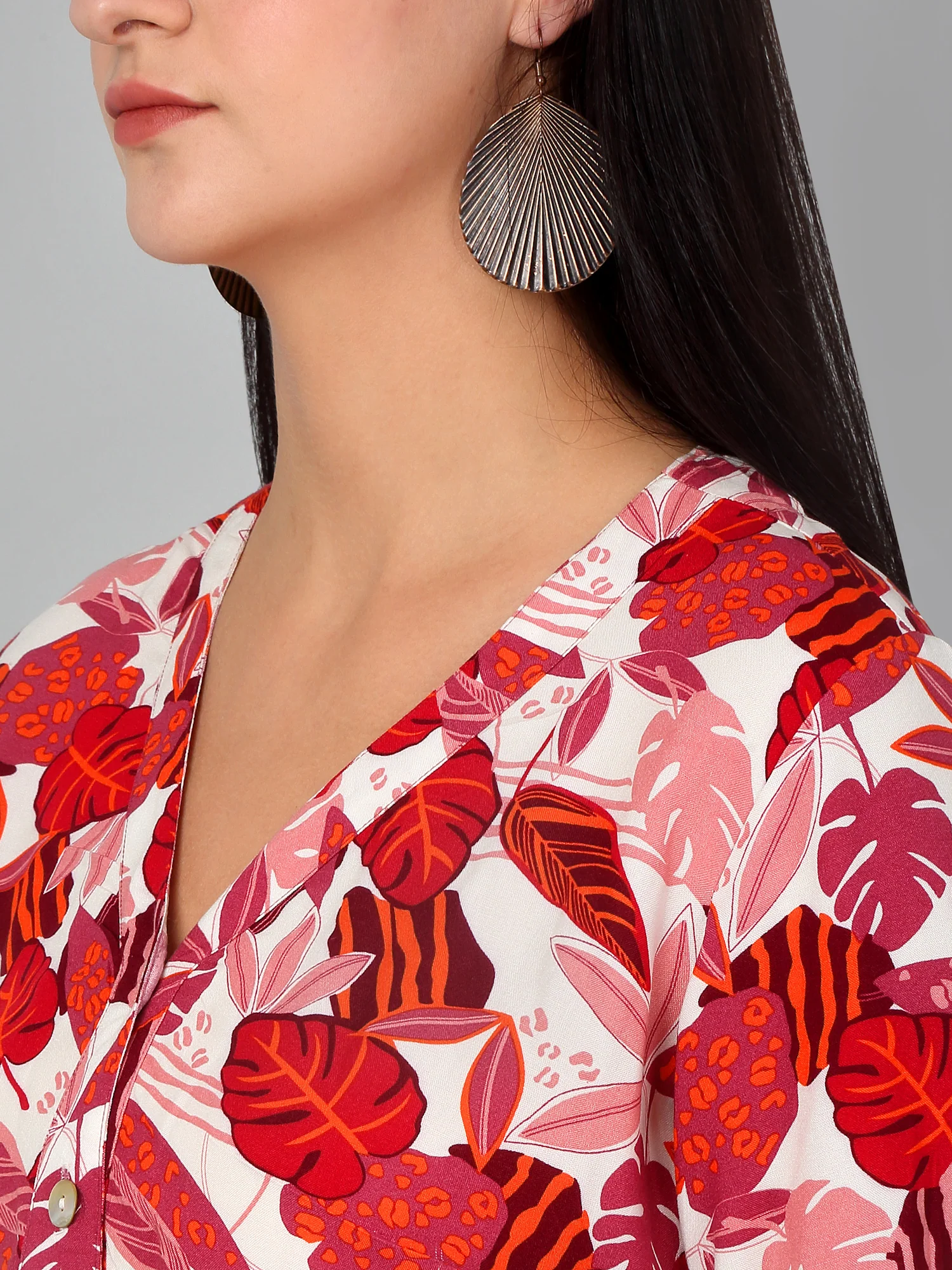 Women's Casual V neck Multi Color Floral Print Fit & Flared Dress - Image 5
