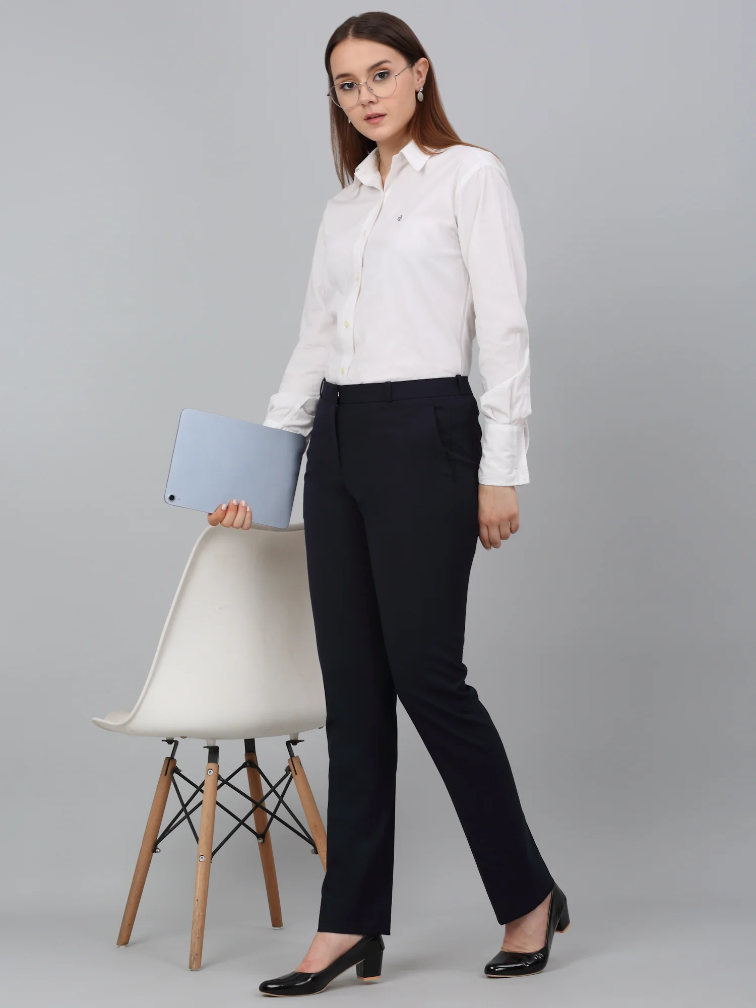 Women's Navy Blue Solid Non-Pleated Formal Trouser - Image 6