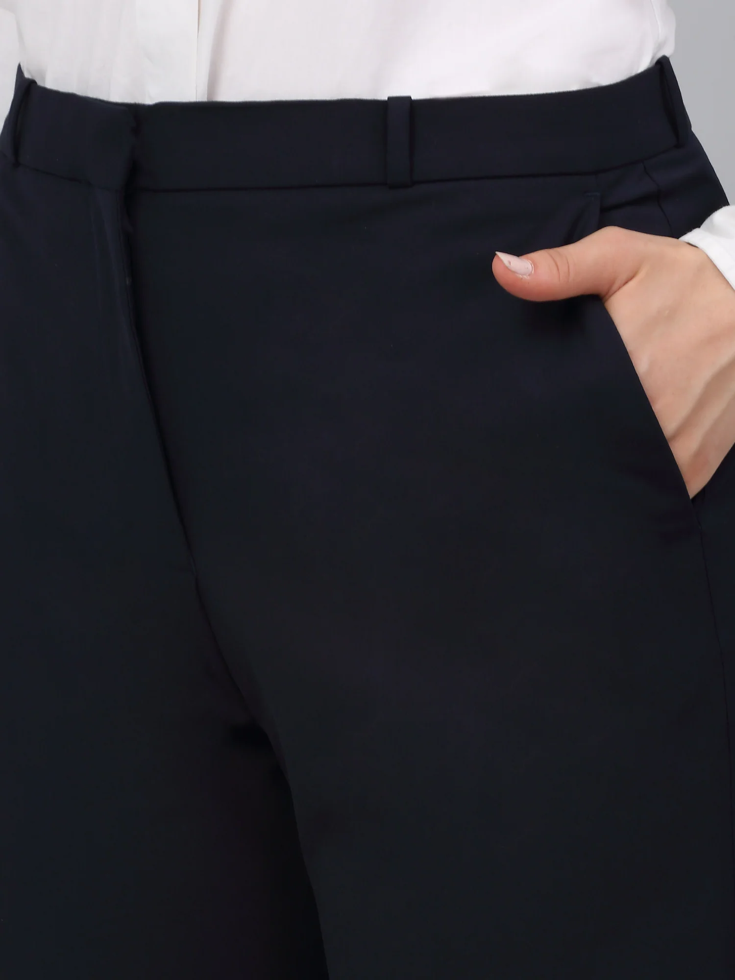Women's Navy Blue Solid Non-Pleated Formal Trouser - Image 5