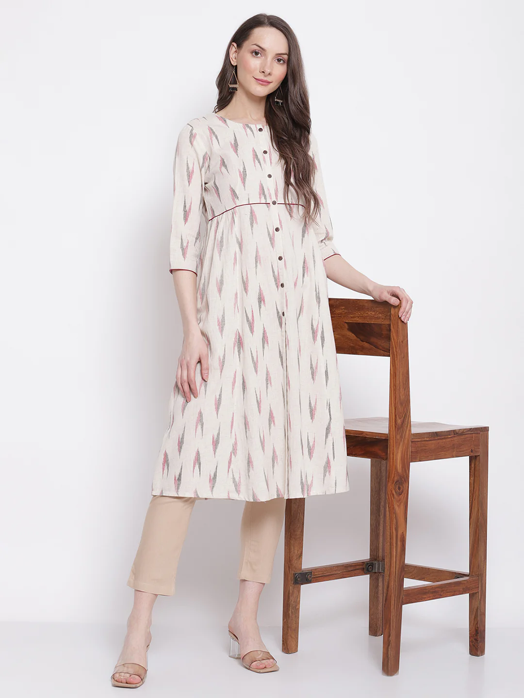 Women's Casual Round neck Offwhite All over Printed   Knee length Kurti - Image 5