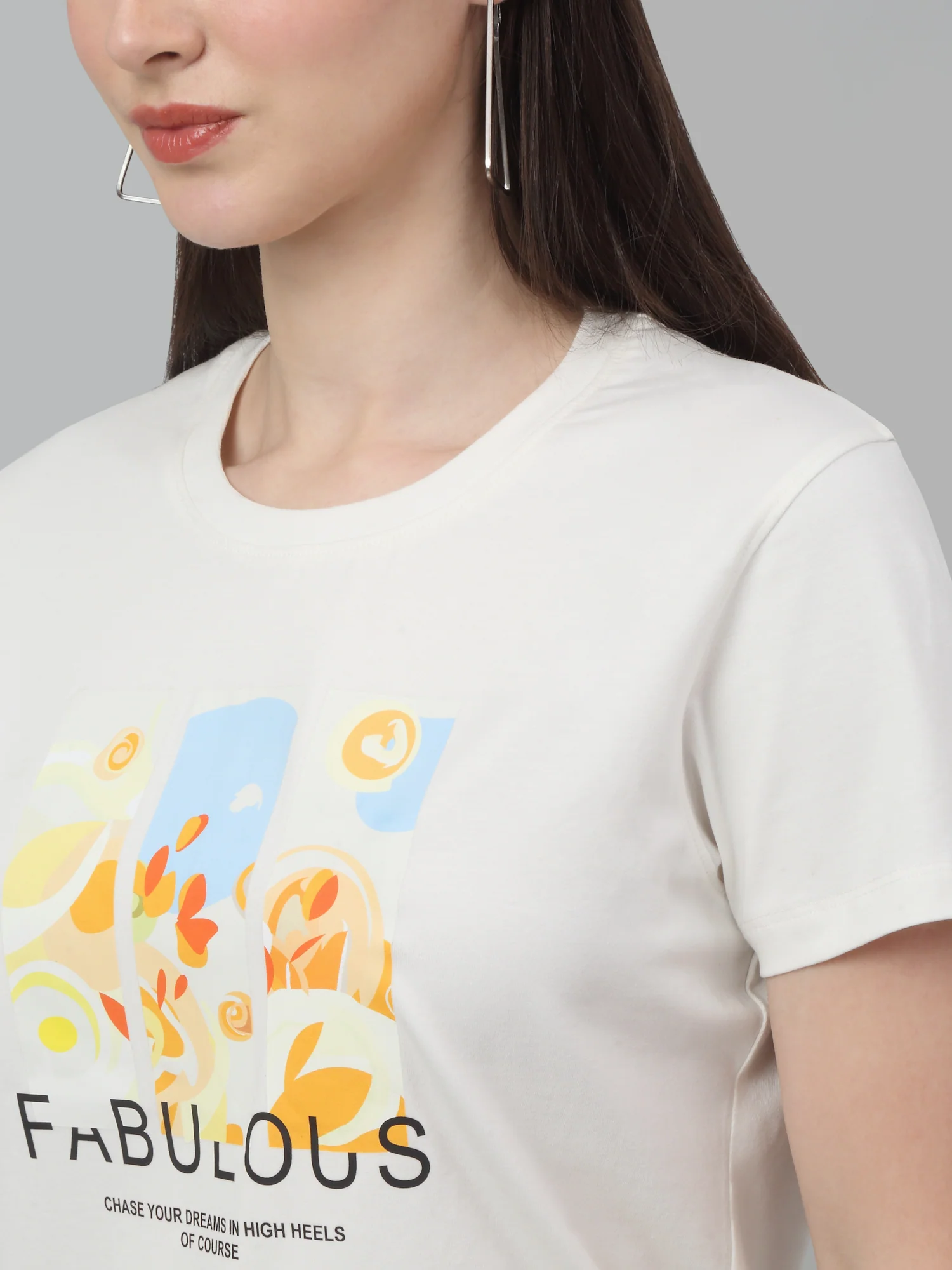 Women's Casual Regular Short Sleeve Ivory Round neck Graphic Print T-Shirt - Image 3