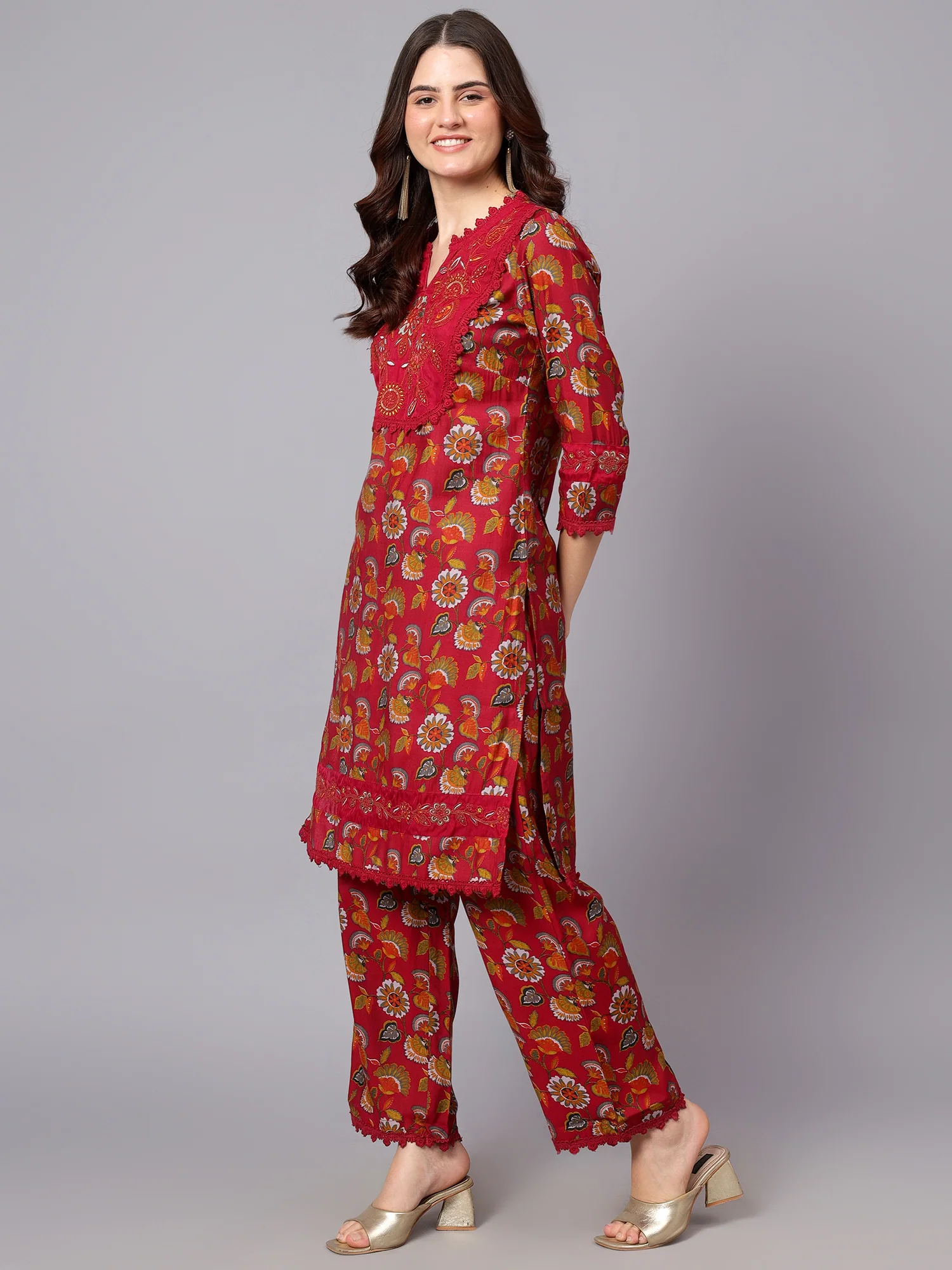 Women's Pink Floral Printed Casual Kurta Plazzo Set - Image 4