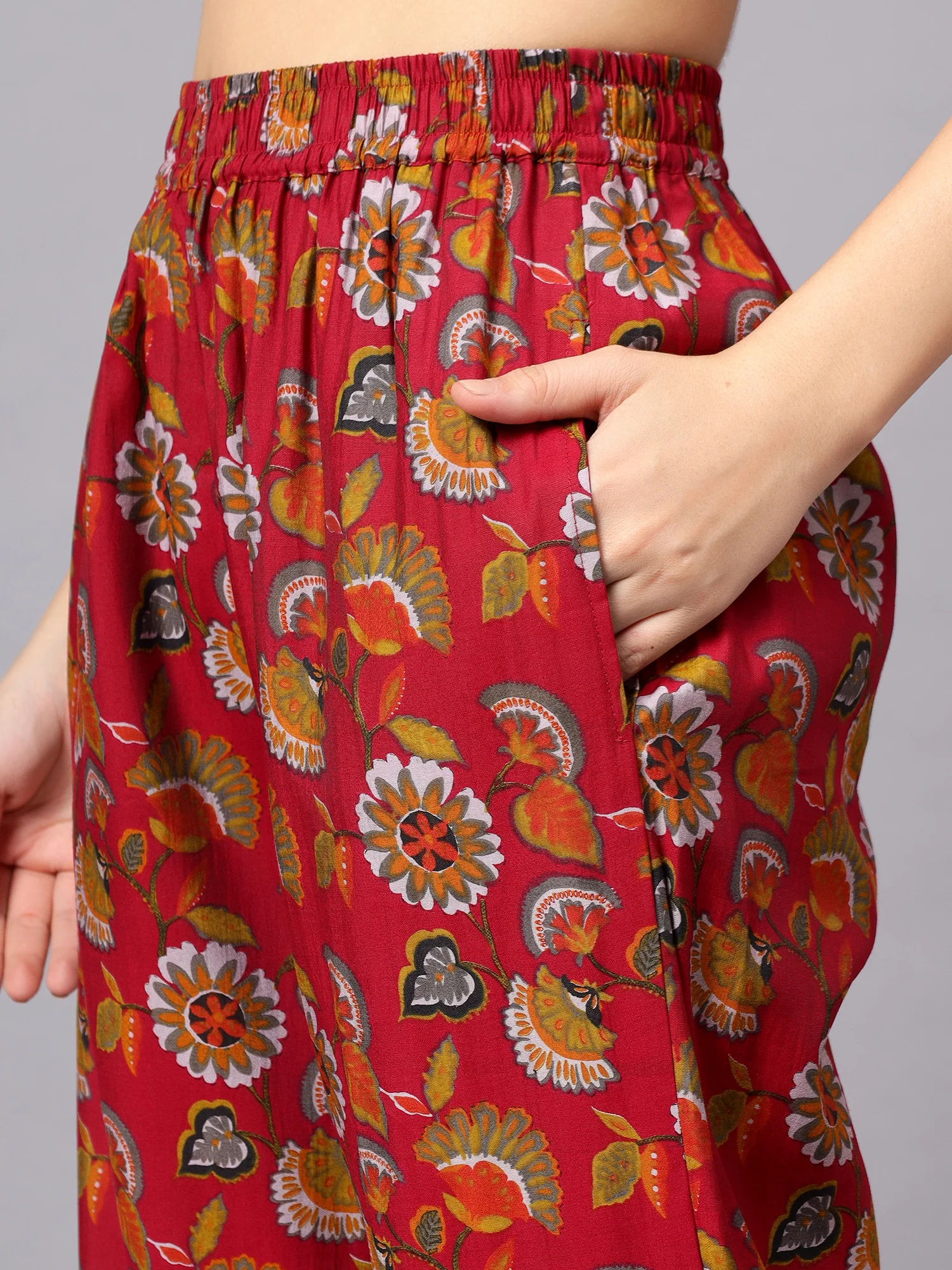 Women's Pink Floral Printed Casual Kurta Plazzo Set - Image 6