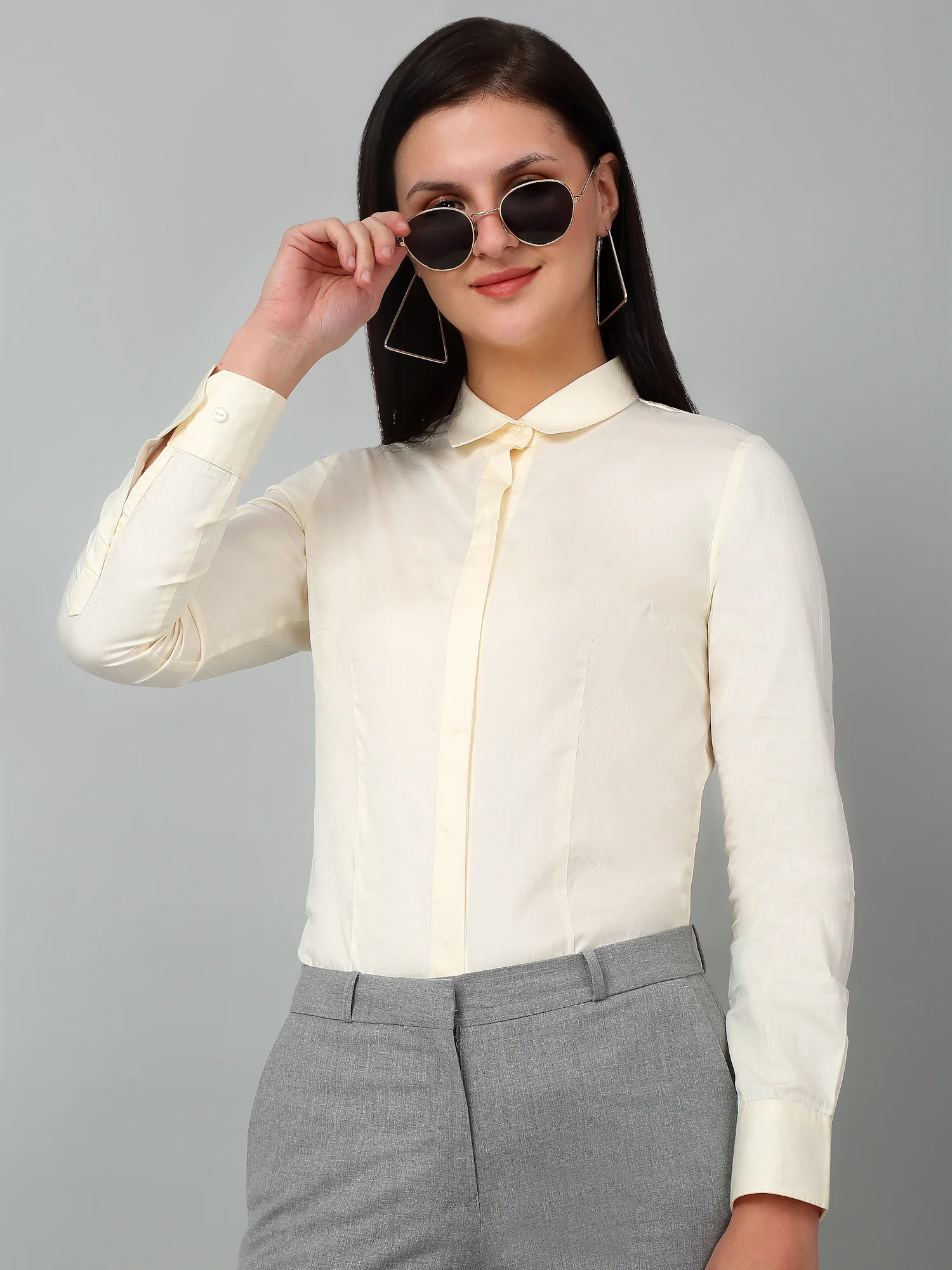Women's Formal Slim Fit Offwhite Regular Full Sleeve  Shirt - Image 6