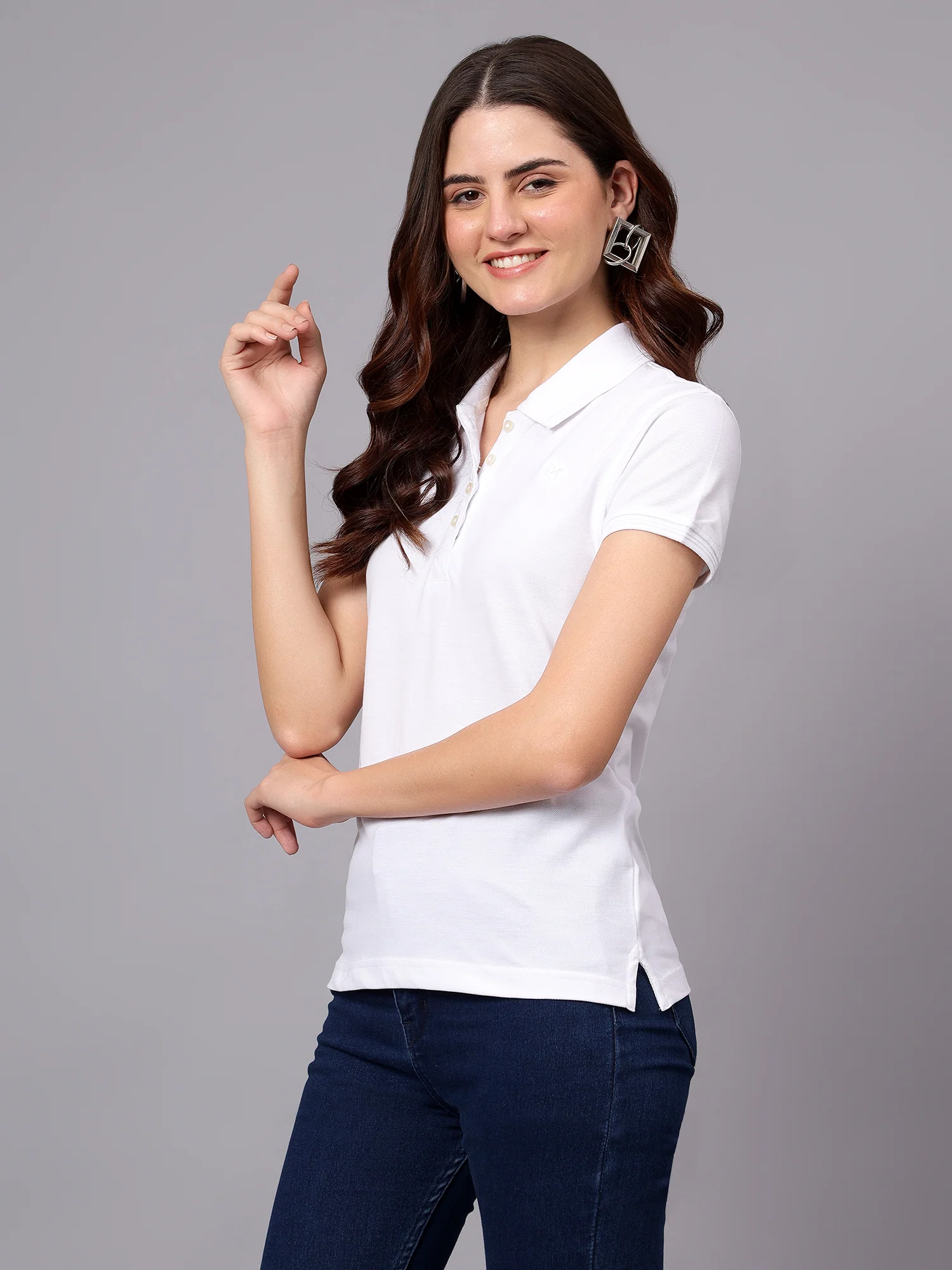 Women's White Solid Polo Neck T-shirt - Image 4