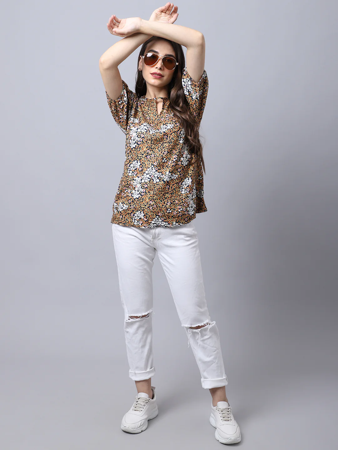 Women's Casual  Yellow Floral Print Round neck with keyhole Top - Image 5