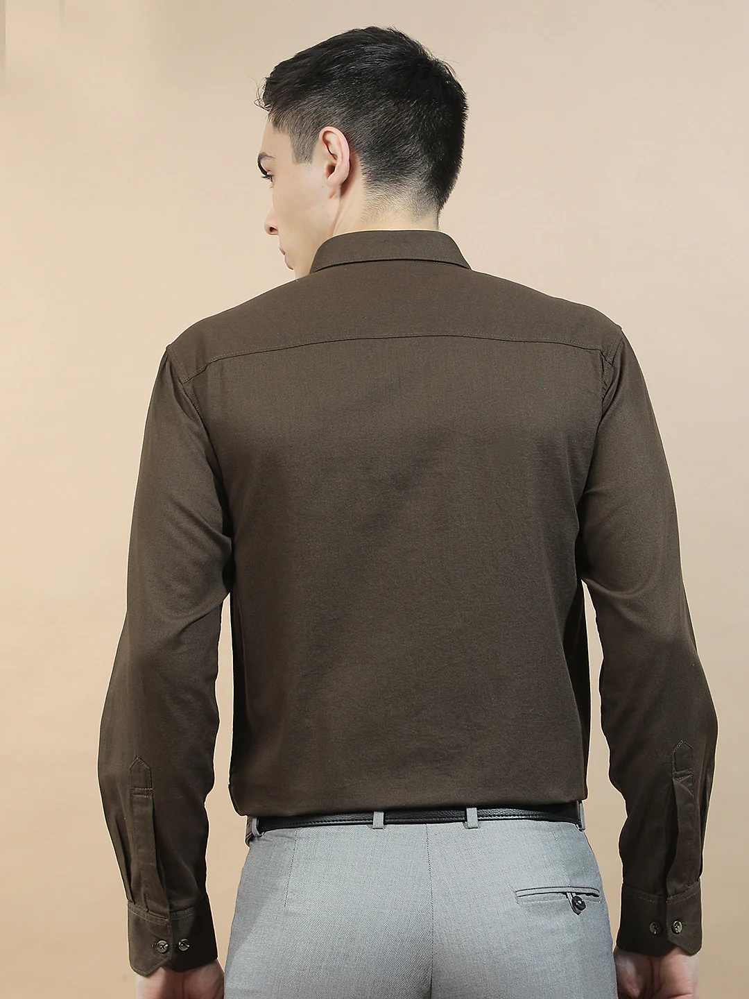 Casual Shirt for Men l Breathable & Soft with Color Fastness Slim Fit  Cotton Fabric Solid Pattern - Image 3
