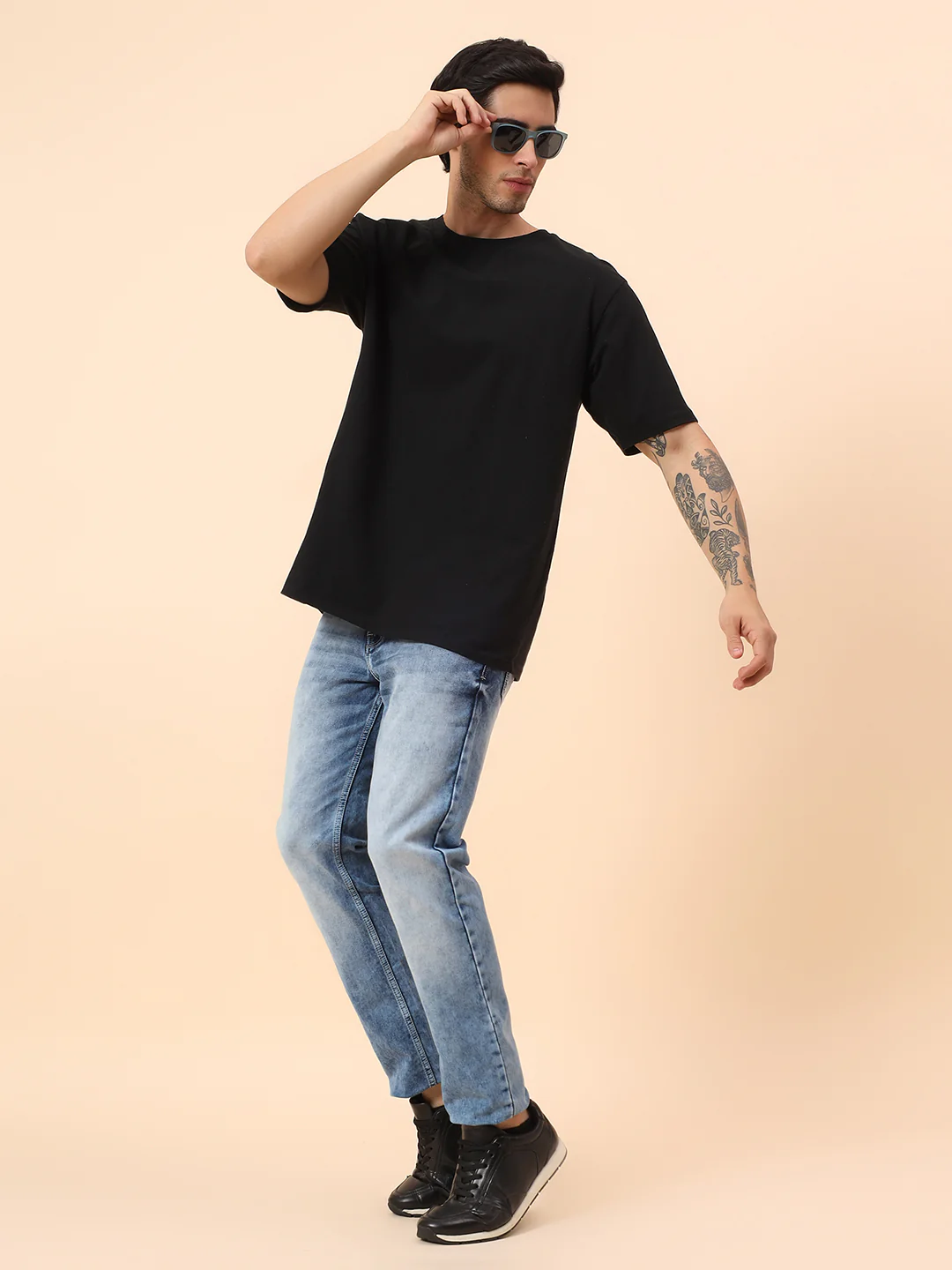 Denim Jeans for Men l Breathable & Soft with Color Fastness Straight Fit Cotton Blend Fabric Solid Pattern Button Closure - Image 2