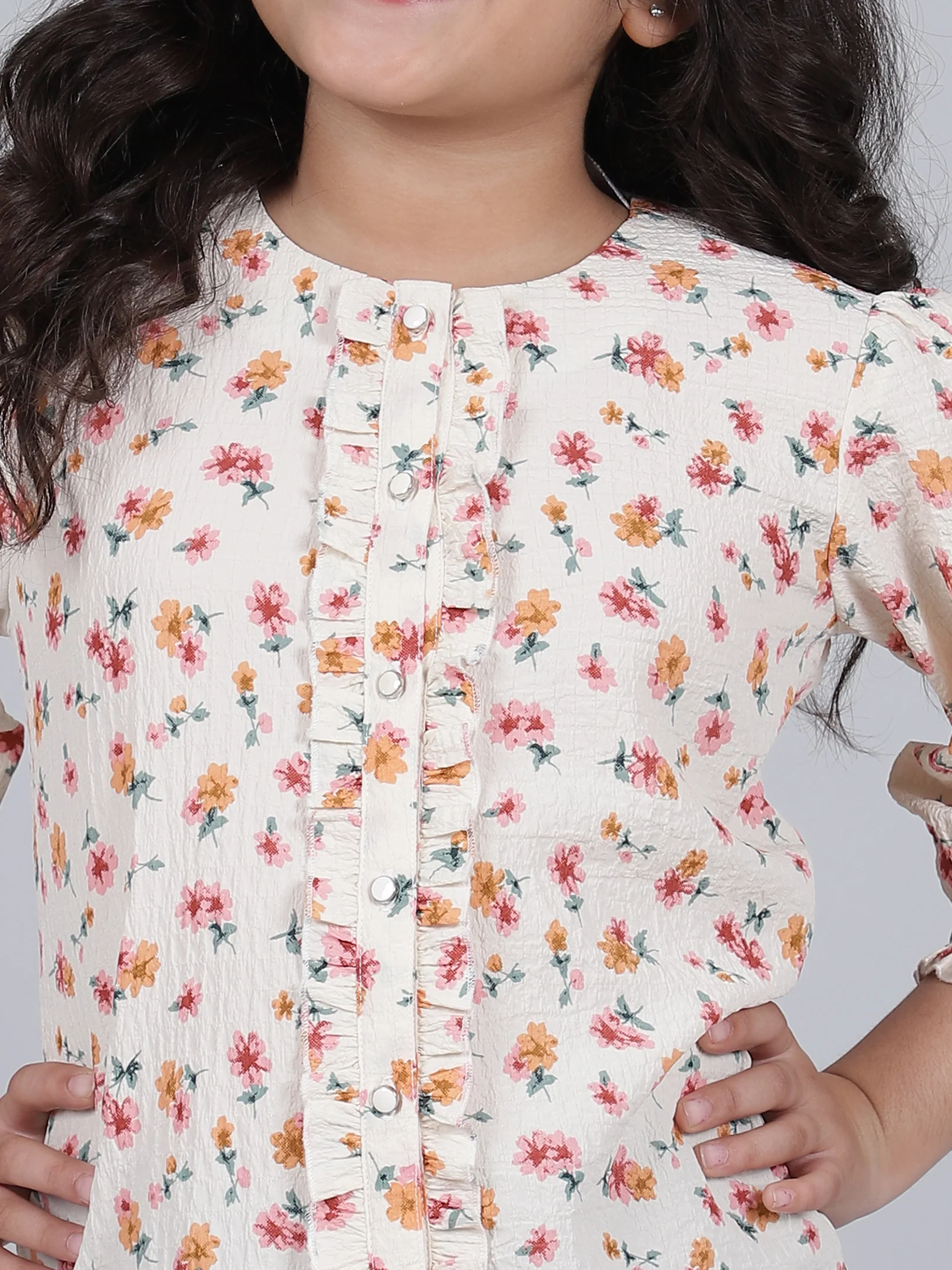 Girls Printed Cream Round Neck 3/4th Sleeves Casual Top - Image 6