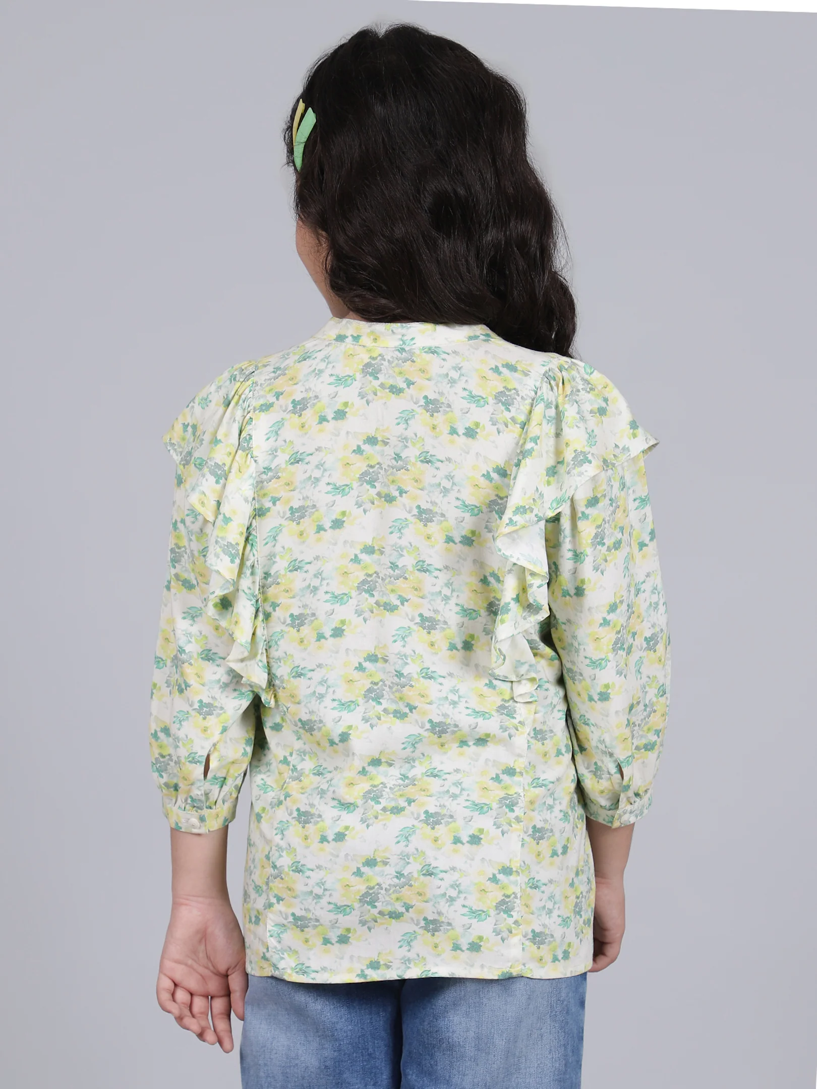 Girls Printed Green V-Neck 3/4th Sleeves Casual Top - Image 4