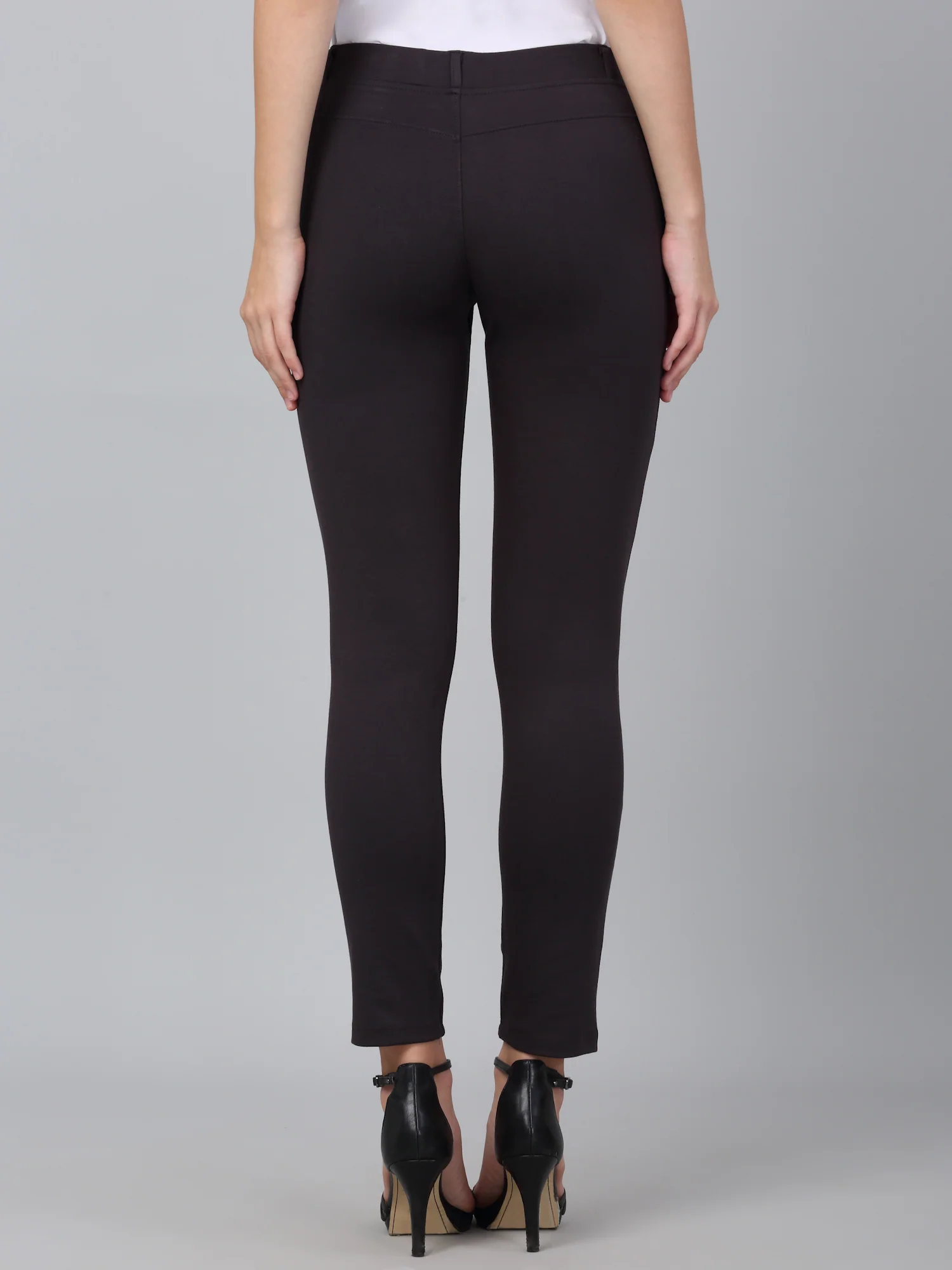 Grey Solid Ankle Length Regular Fit Jegging For Women - Image 2