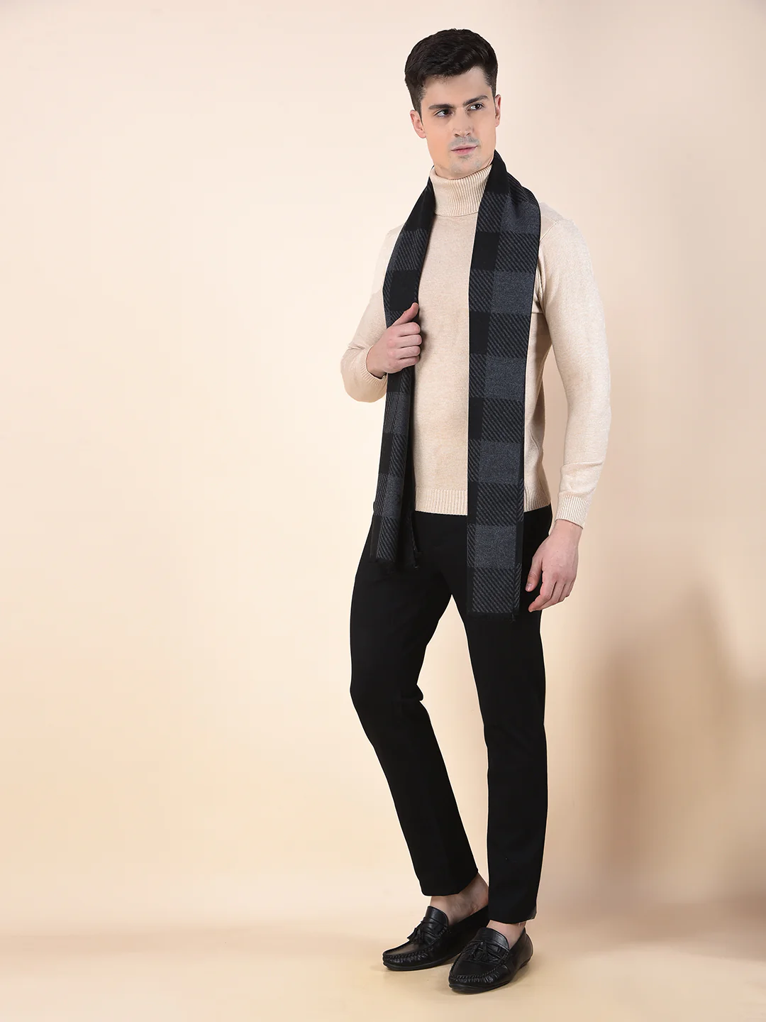 Men Black Checkered Winter Warm Casual Muffler - Image 2