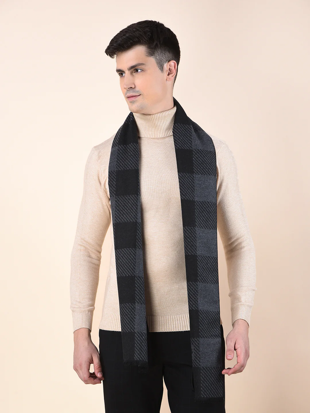 Men Black Checkered Winter Warm Casual Muffler - Image 4