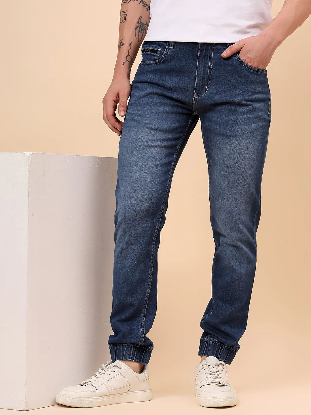 Men Blue Denim Solid Full Length Regular Fit Jogger - Image 3